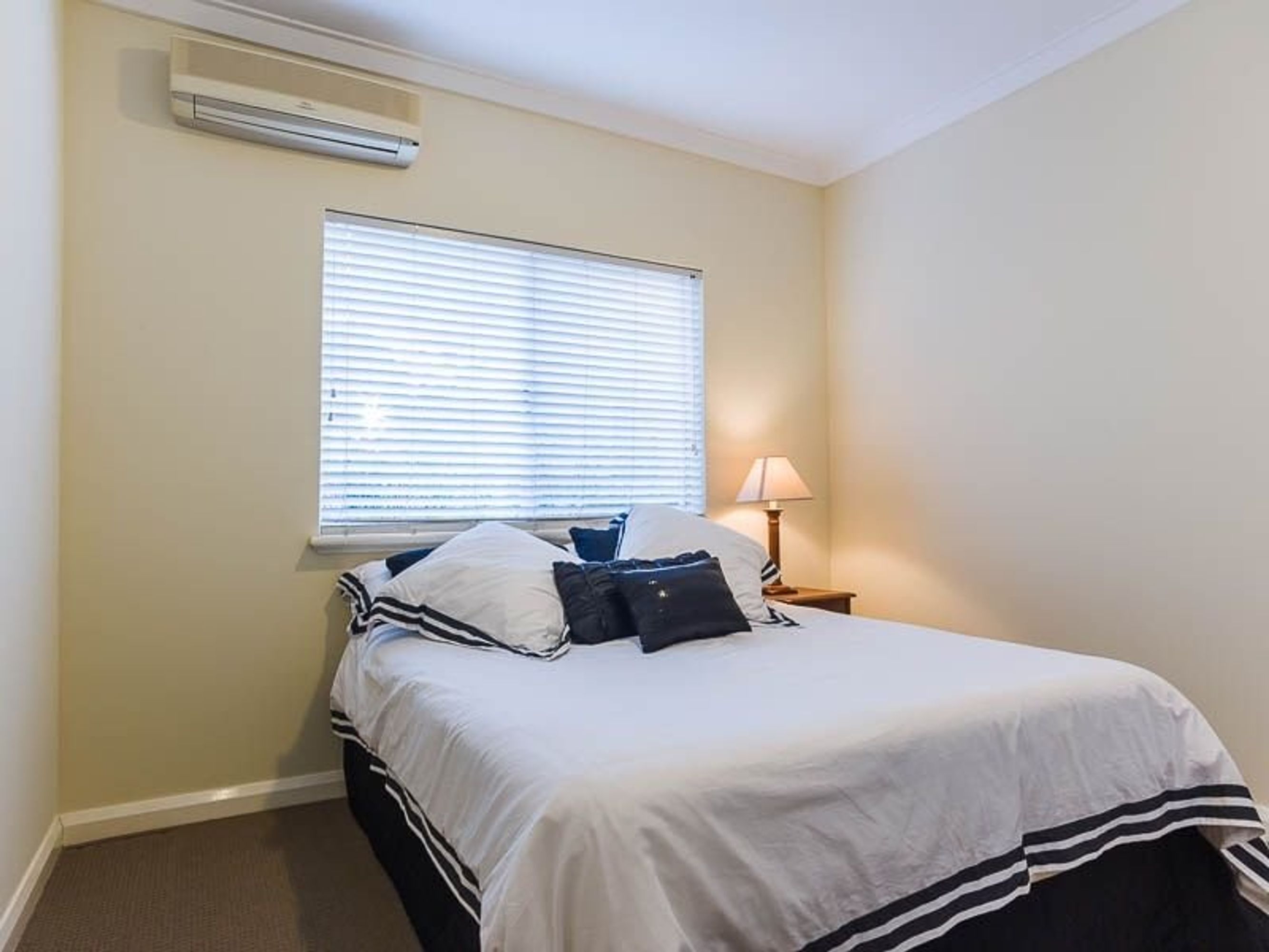 7 Lesser Street, West Leederville - Thumbnail 2