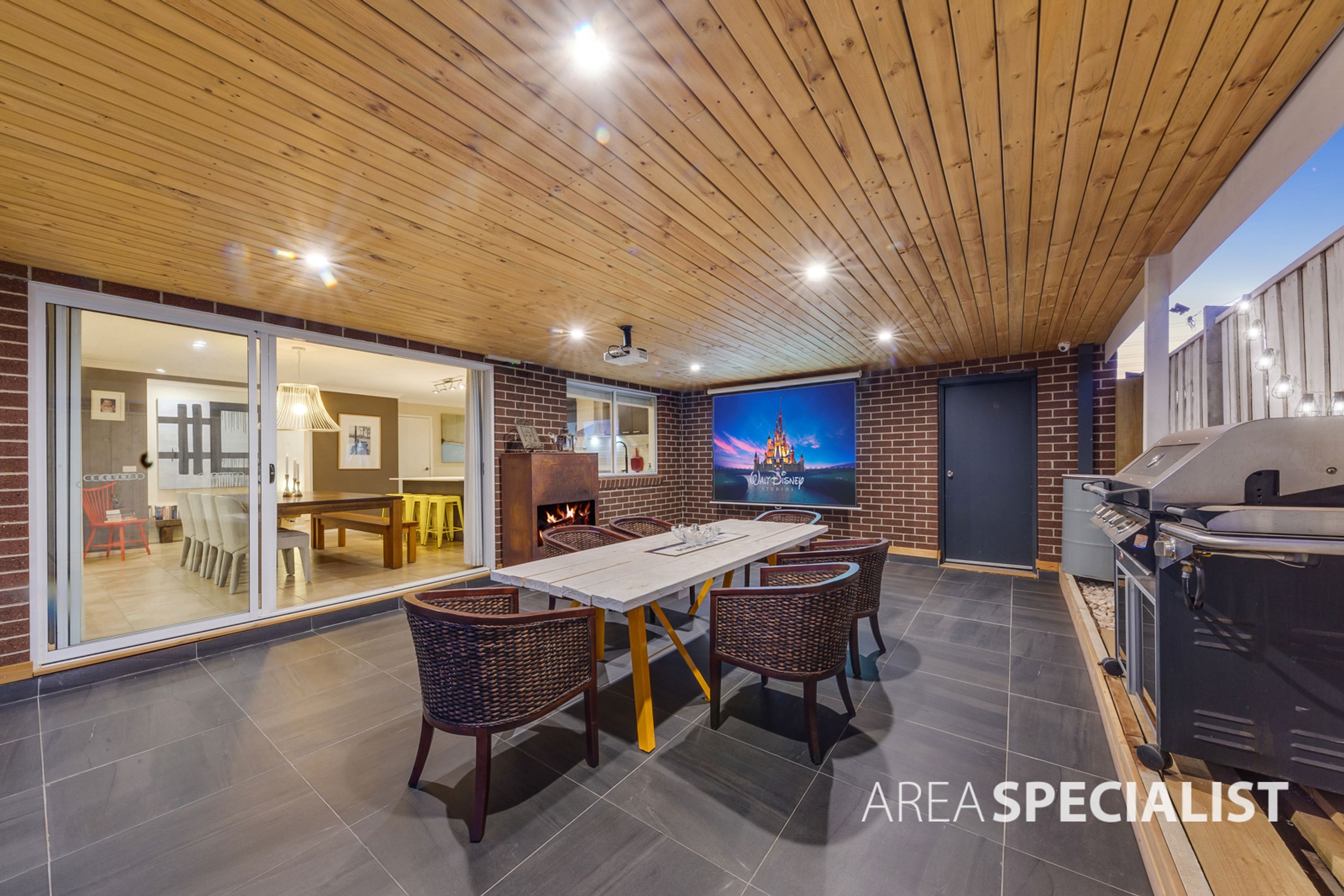 17 Adams Drive, Fraser Rise VIC 3336, Fraser Rise - Thumbnail 4