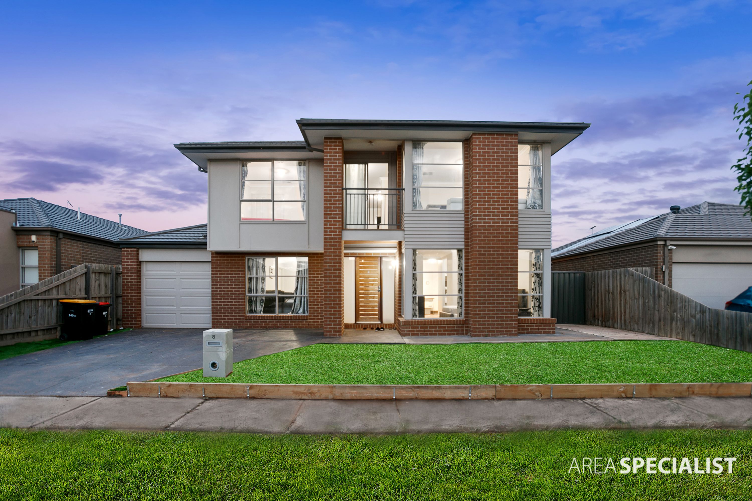 8 Pinnacle Way, Fraser Rise VIC 3336, Fraser Rise - Thumbnail 2