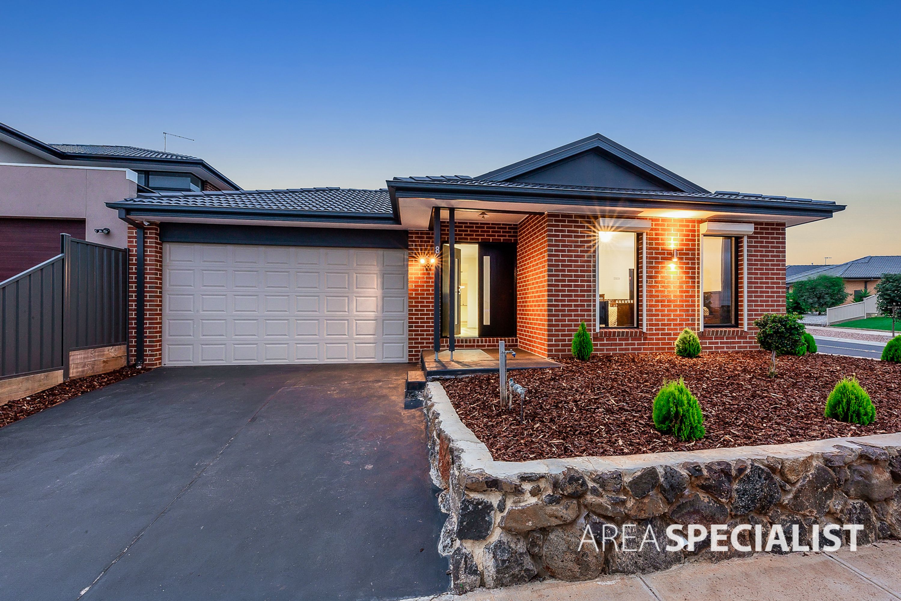 8 Equinox Way, Fraser Rise VIC 3336, Fraser Rise - Thumbnail 2
