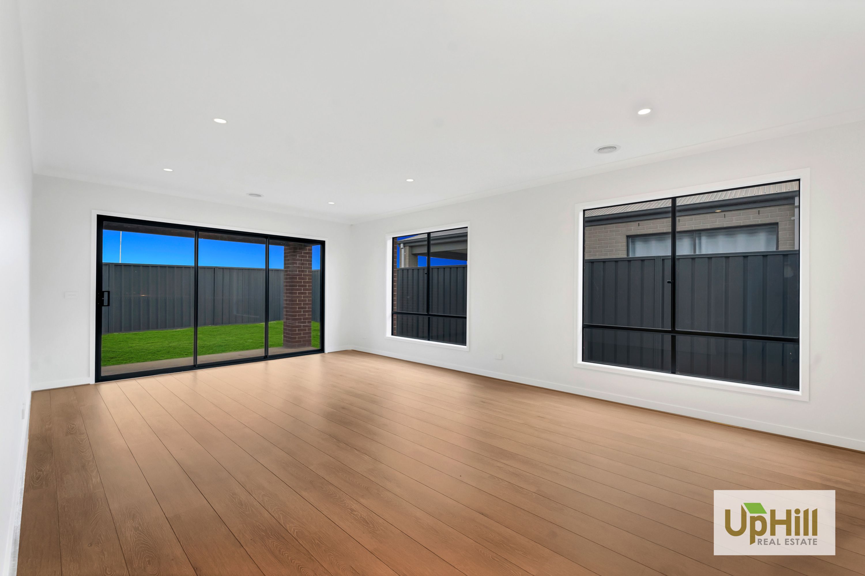43 APPLEJACK BLVD, Clyde - Thumbnail 8
