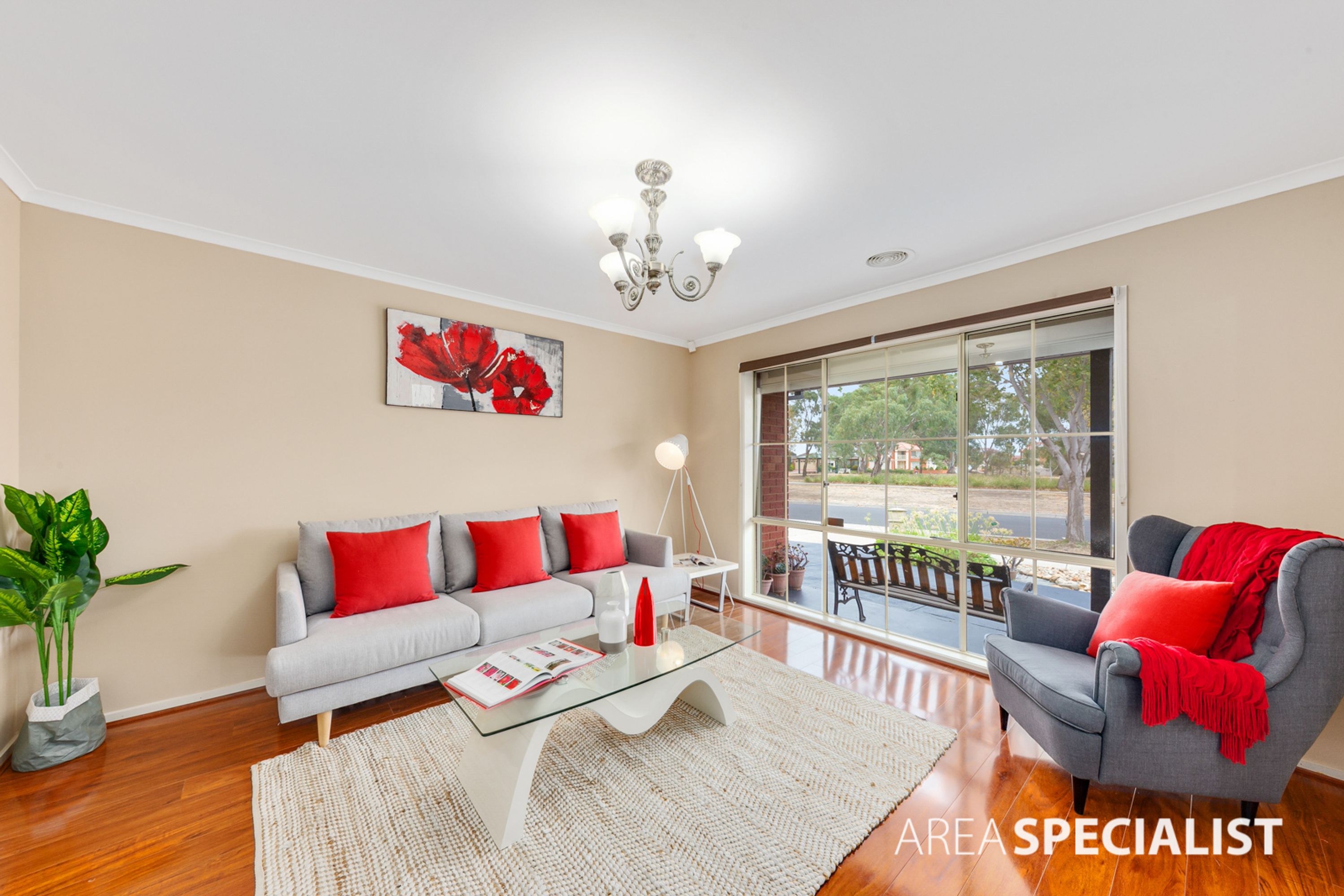 15 Santa Cruz Boulevard, Roxburgh Park VIC 3064, Roxburgh Park - Thumbnail 3