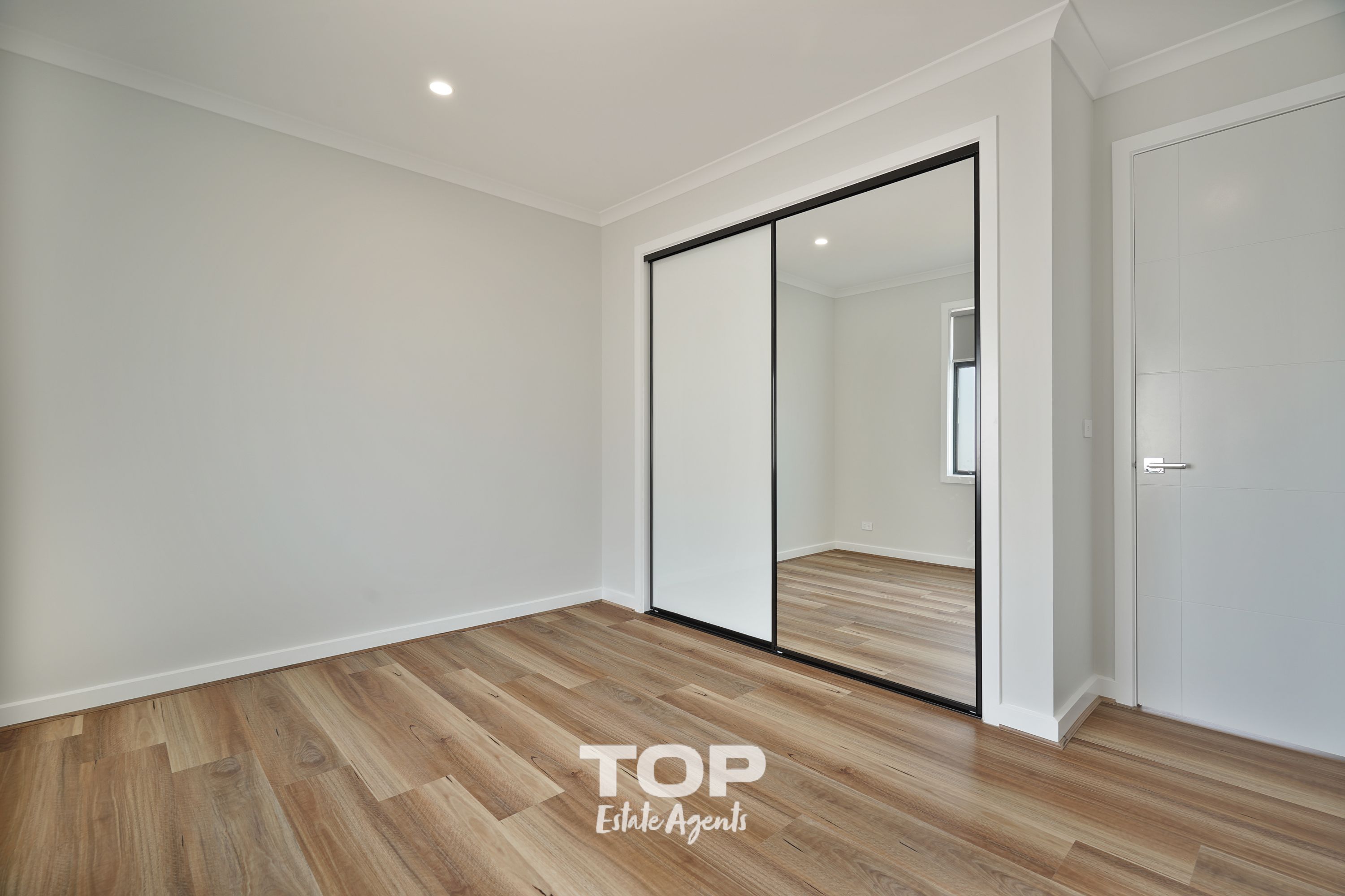 56 Portbury Circuit, Cranbourne East - Thumbnail 7