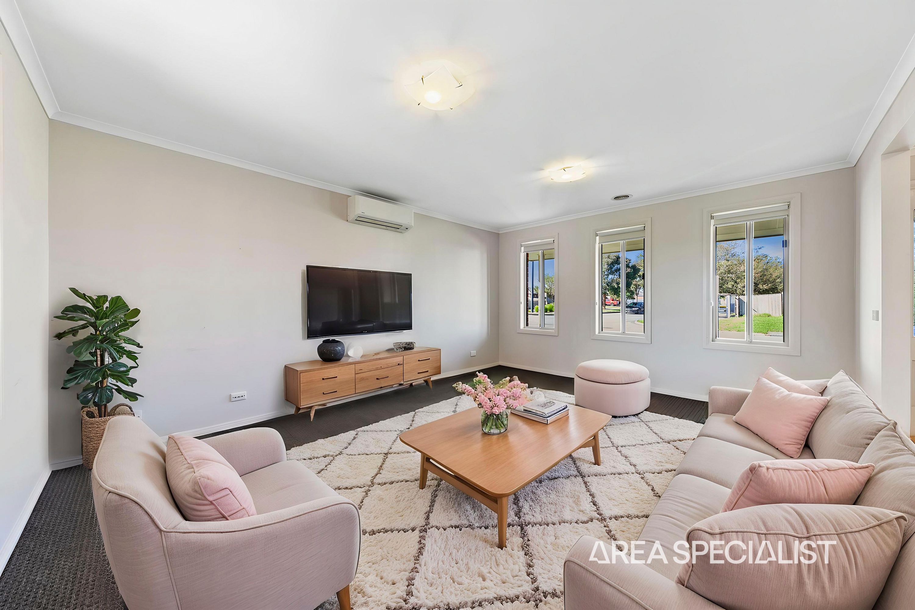 2 Weebill Way, Pakenham - Thumbnail 2
