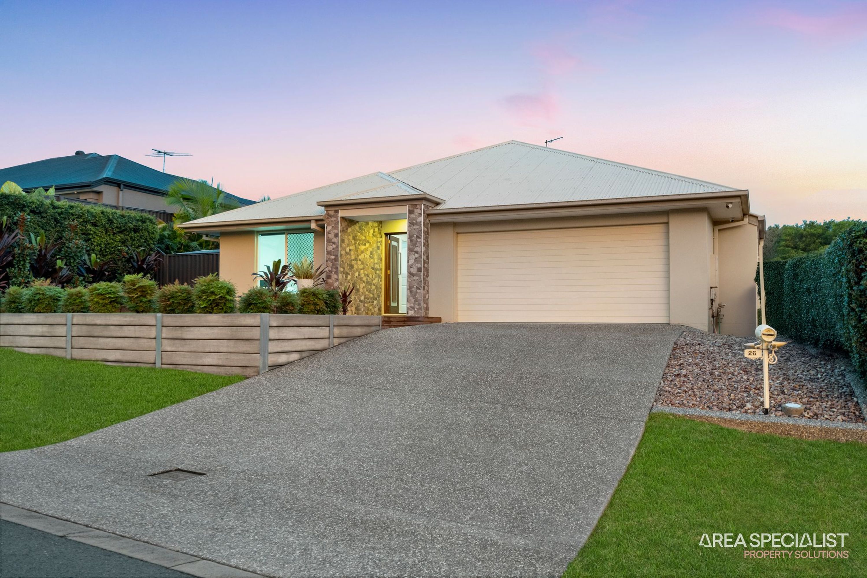 26 Cedarton Crescent, Ormeau, Ormeau - Image 1