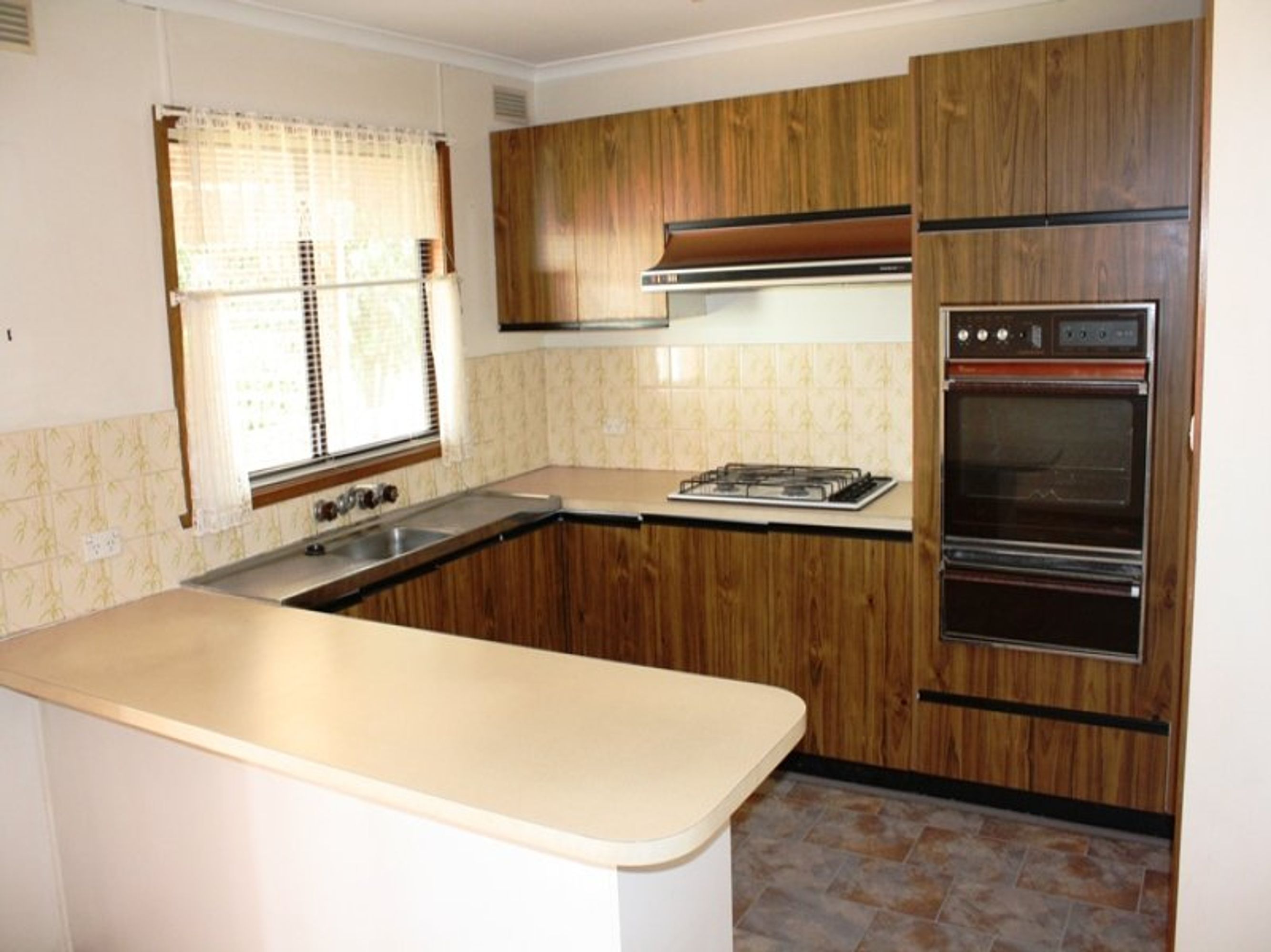 5 Howard Street, Horsham VIC 3400, Horsham - Thumbnail 7