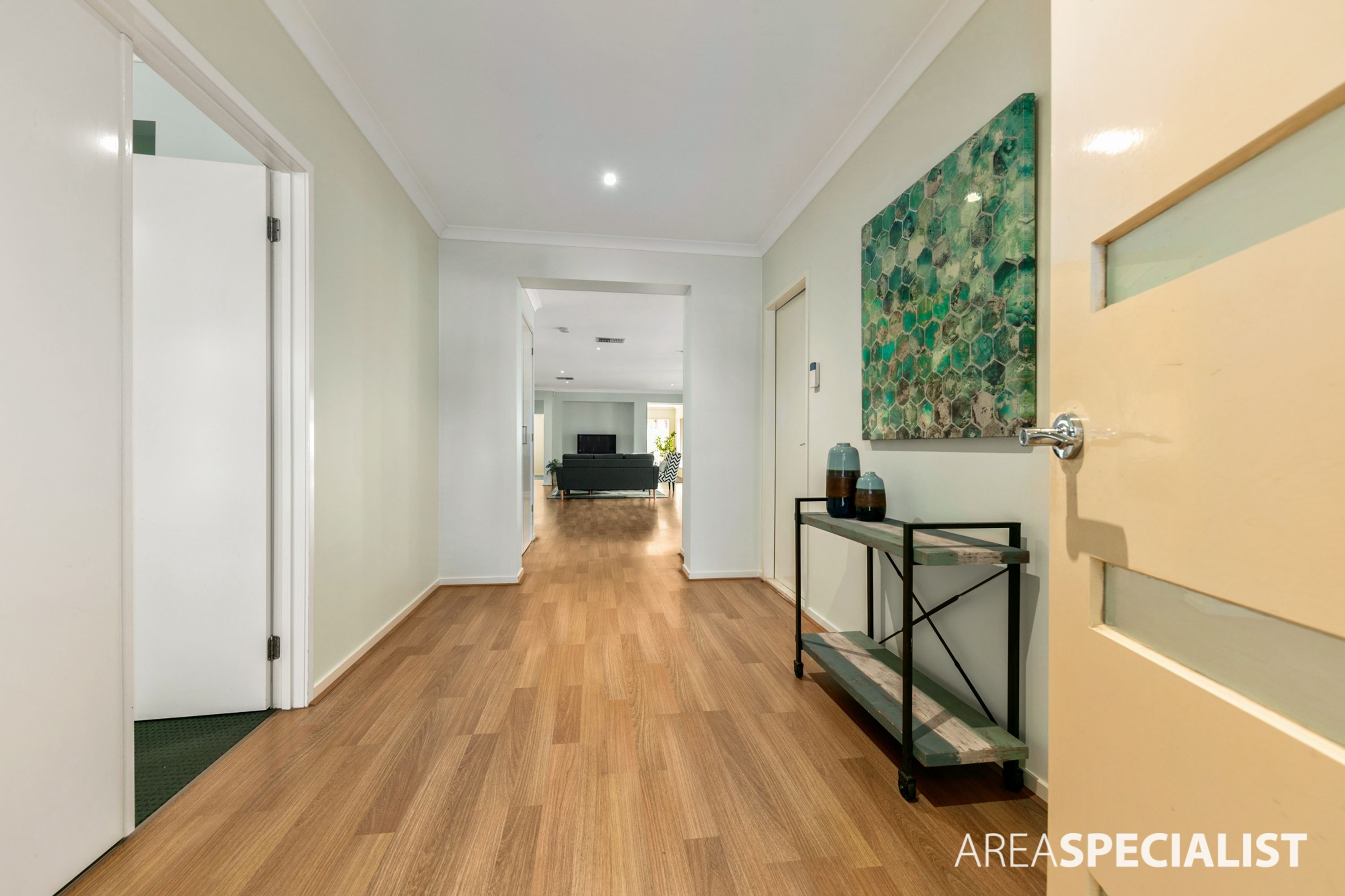 62 Lawson Way, Caroline Springs VIC 3023, Caroline Springs - Thumbnail 4