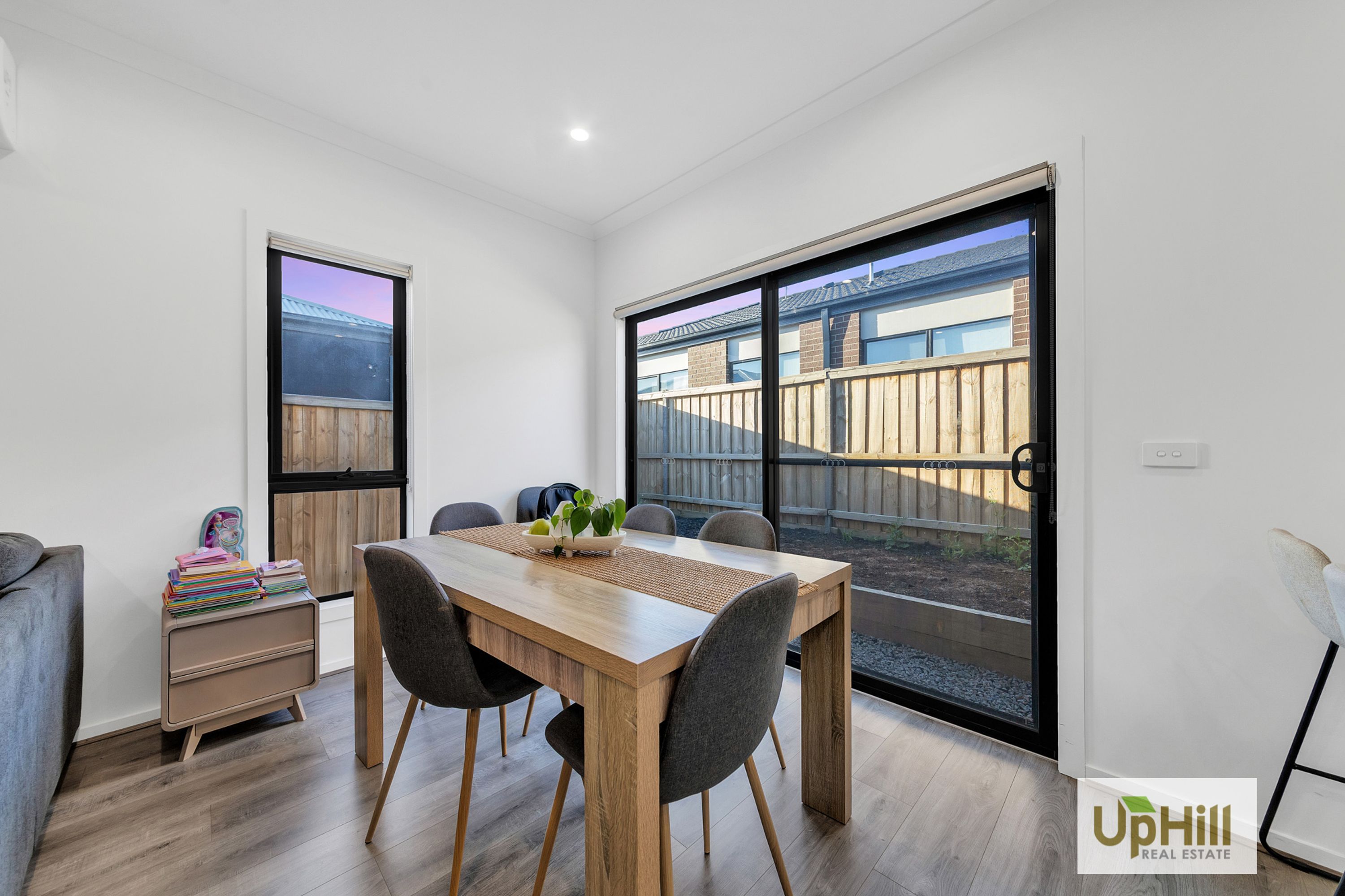 79 Plymouth Boulevard, Clyde North - Thumbnail 7