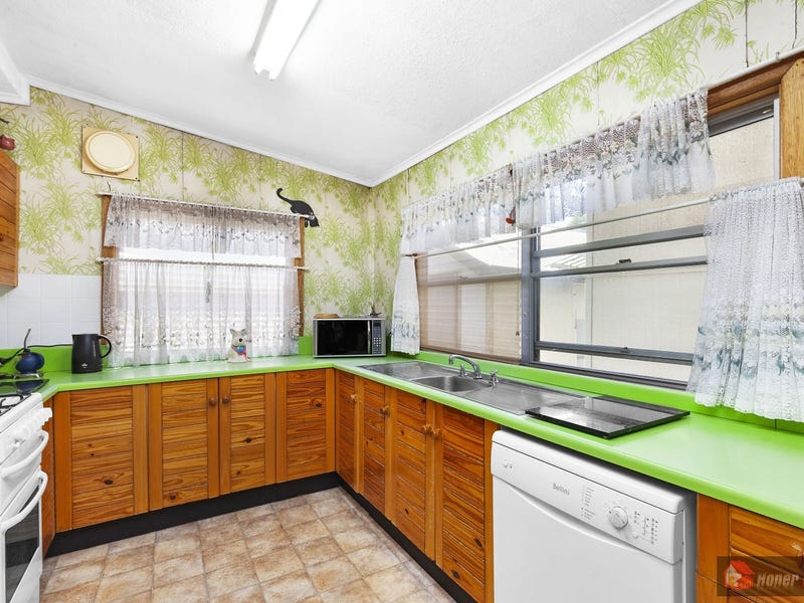 143 Napoleon Street, Sans Souci, Sans Souci - Thumbnail 4