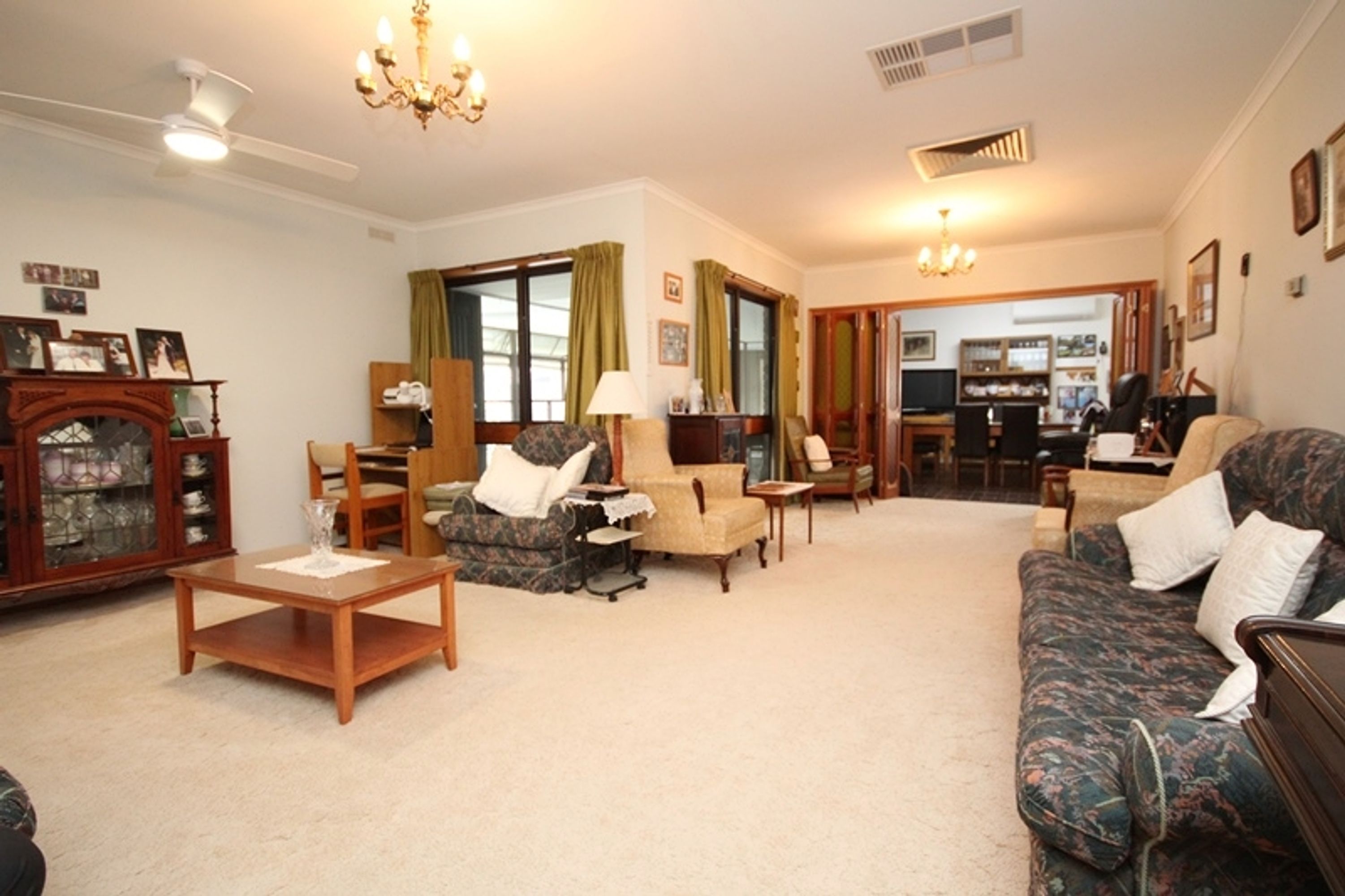 11 Morson Street, Horsham VIC 3400, Horsham - Thumbnail 2