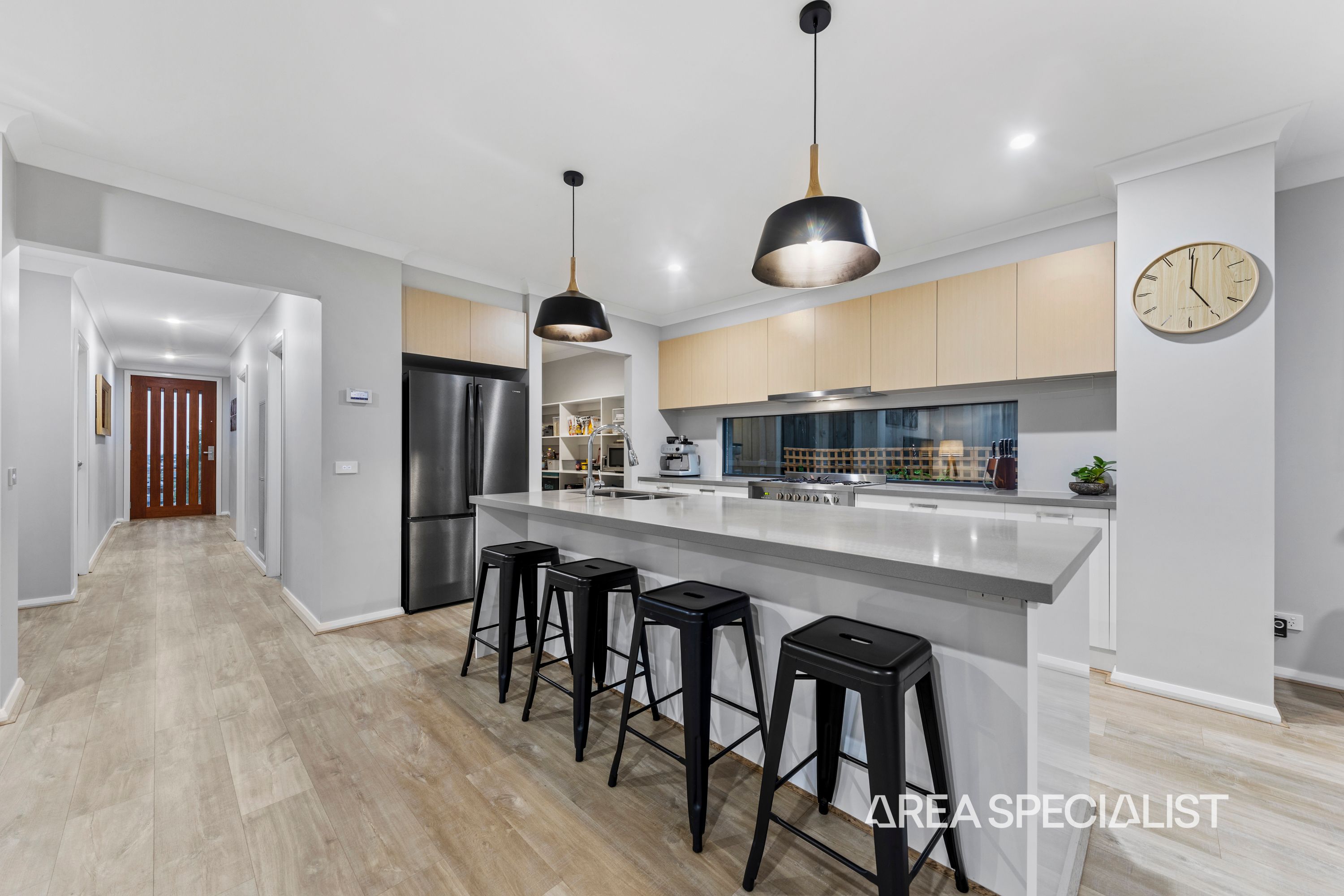 42 Meadowlea Crescent, Pakenham - Thumbnail 2