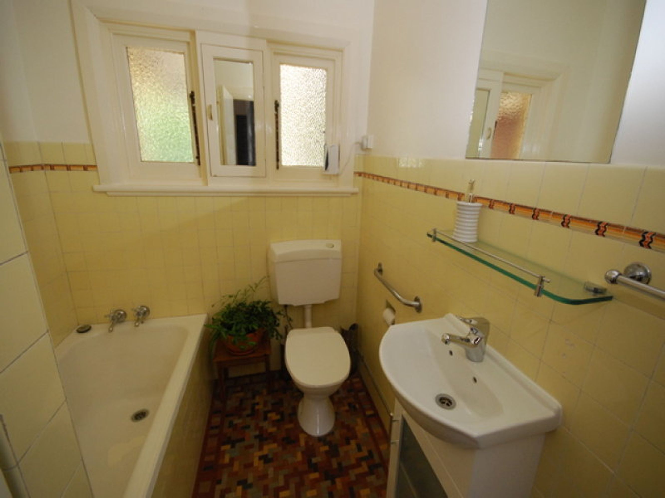 2 Oatley Avenue, Katoomba - Thumbnail 8