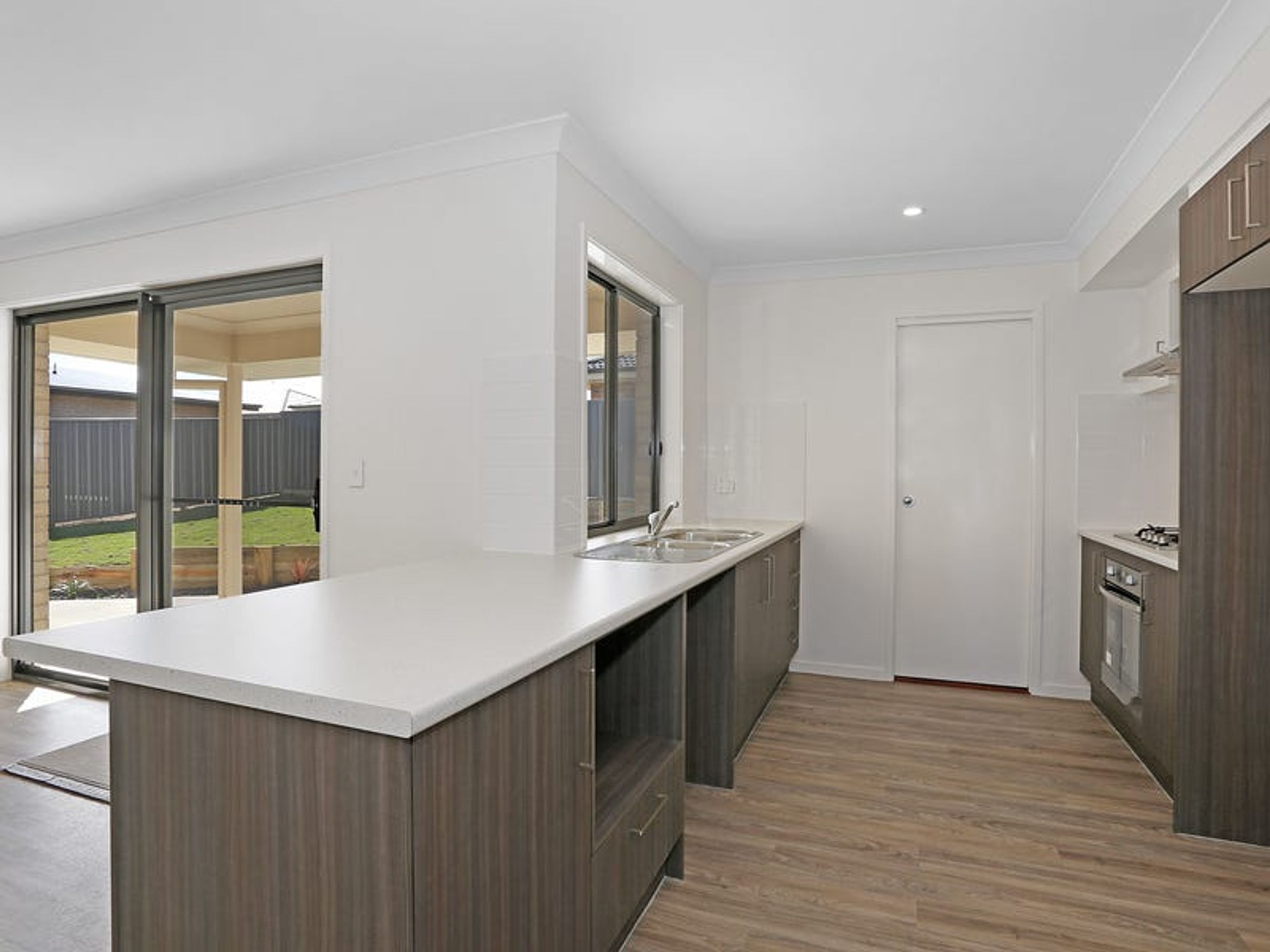 6 Bryce Crescent, Lawrence - Thumbnail 5