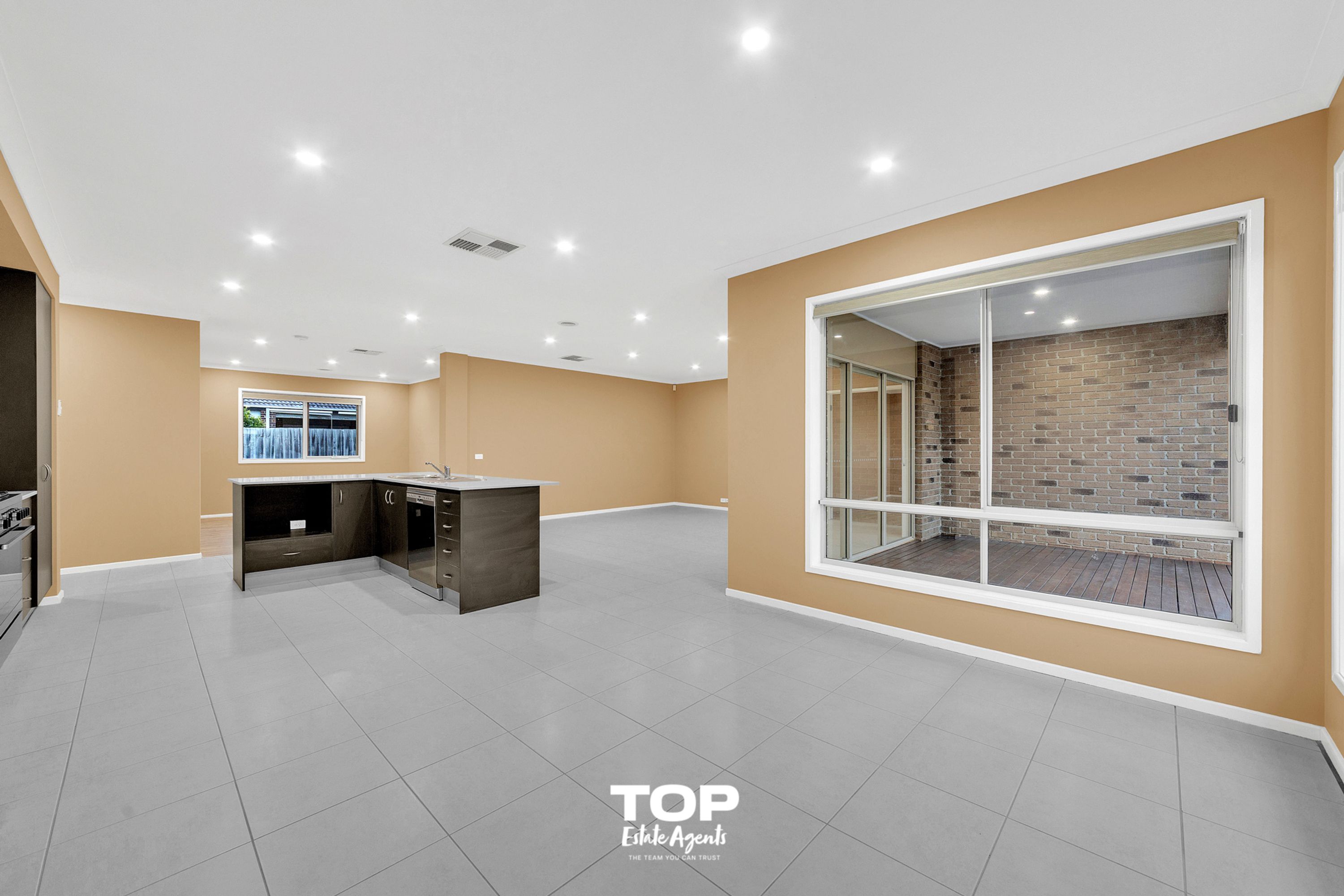 13 Sunbird Avenue, Cranbourne - Thumbnail 7