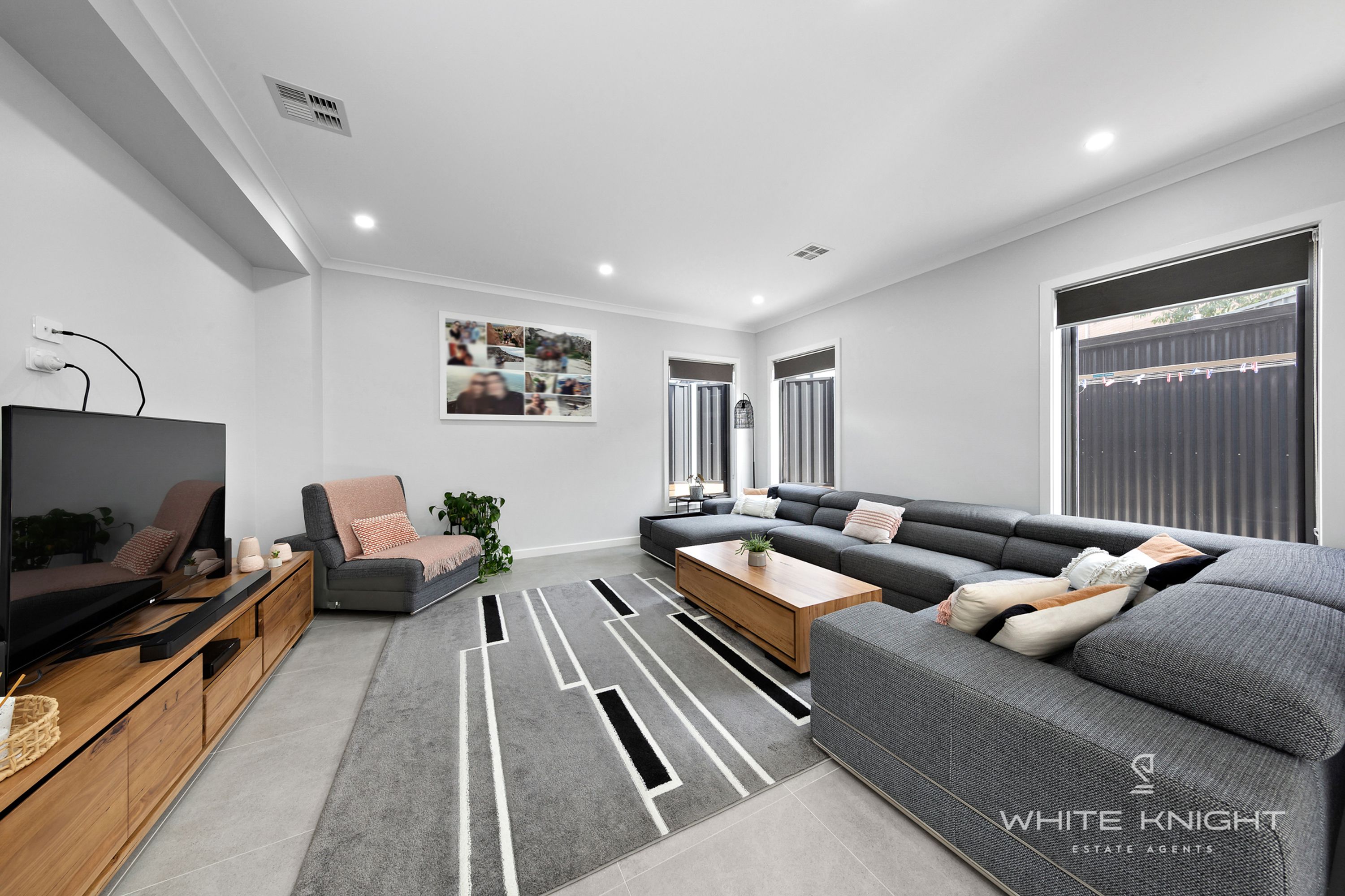 5 Oberon Court, Fraser Rise VIC 3336, Fraser Rise - Thumbnail 4
