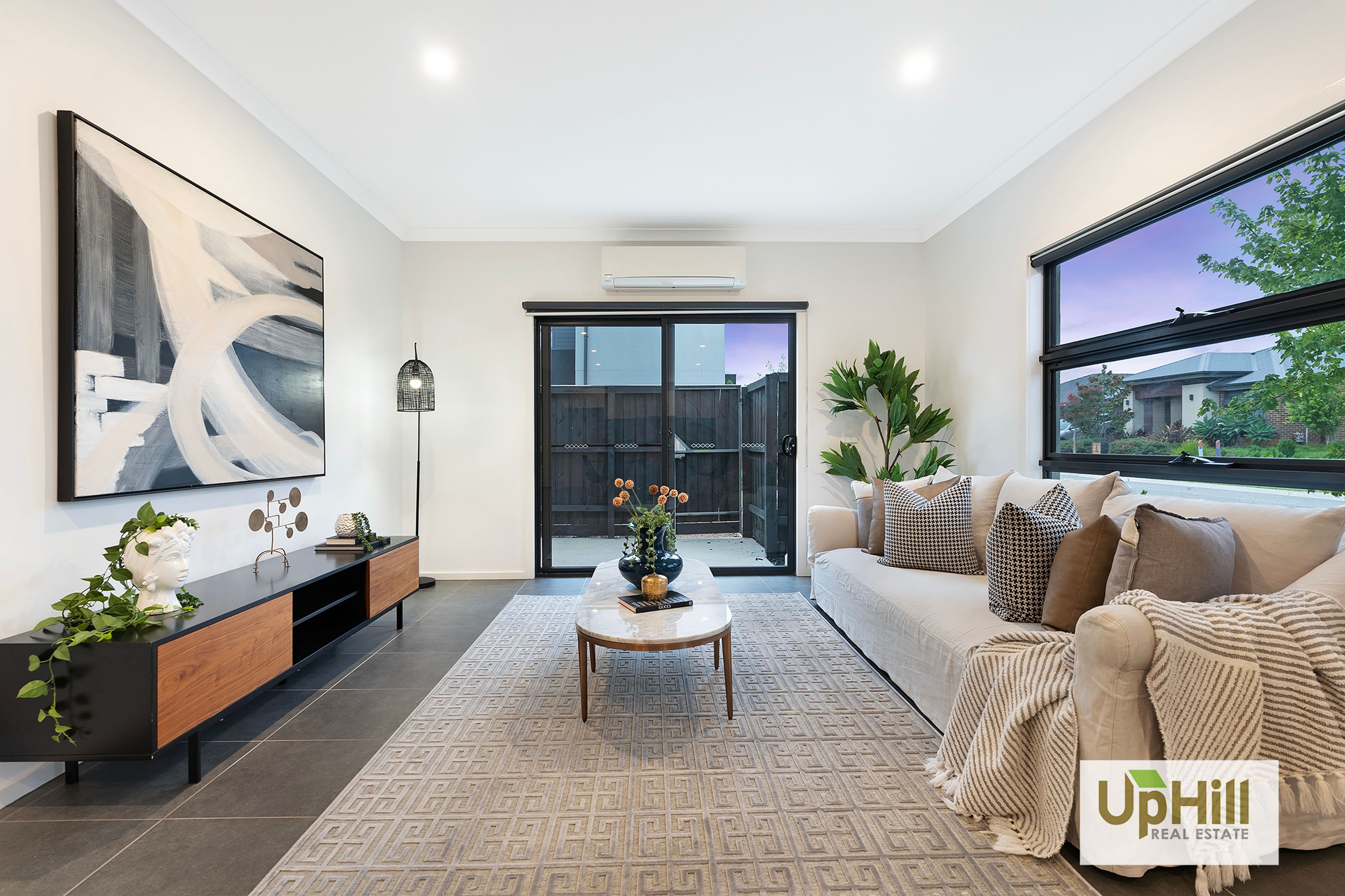 4S Mountjoy Circuit, Clyde North - Thumbnail 8