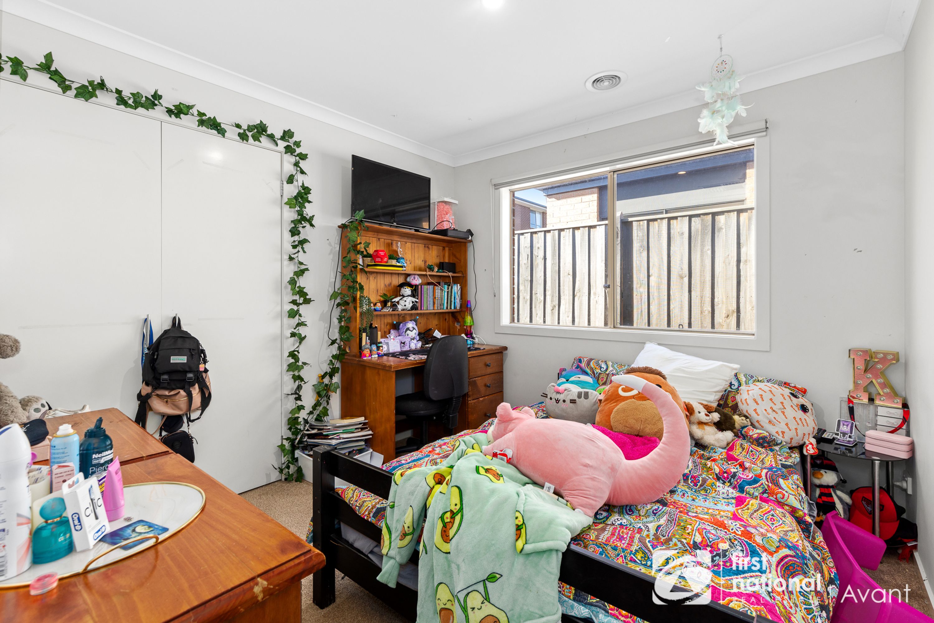 182 Wheelers Park Drive, Cranbourne North - Thumbnail 4