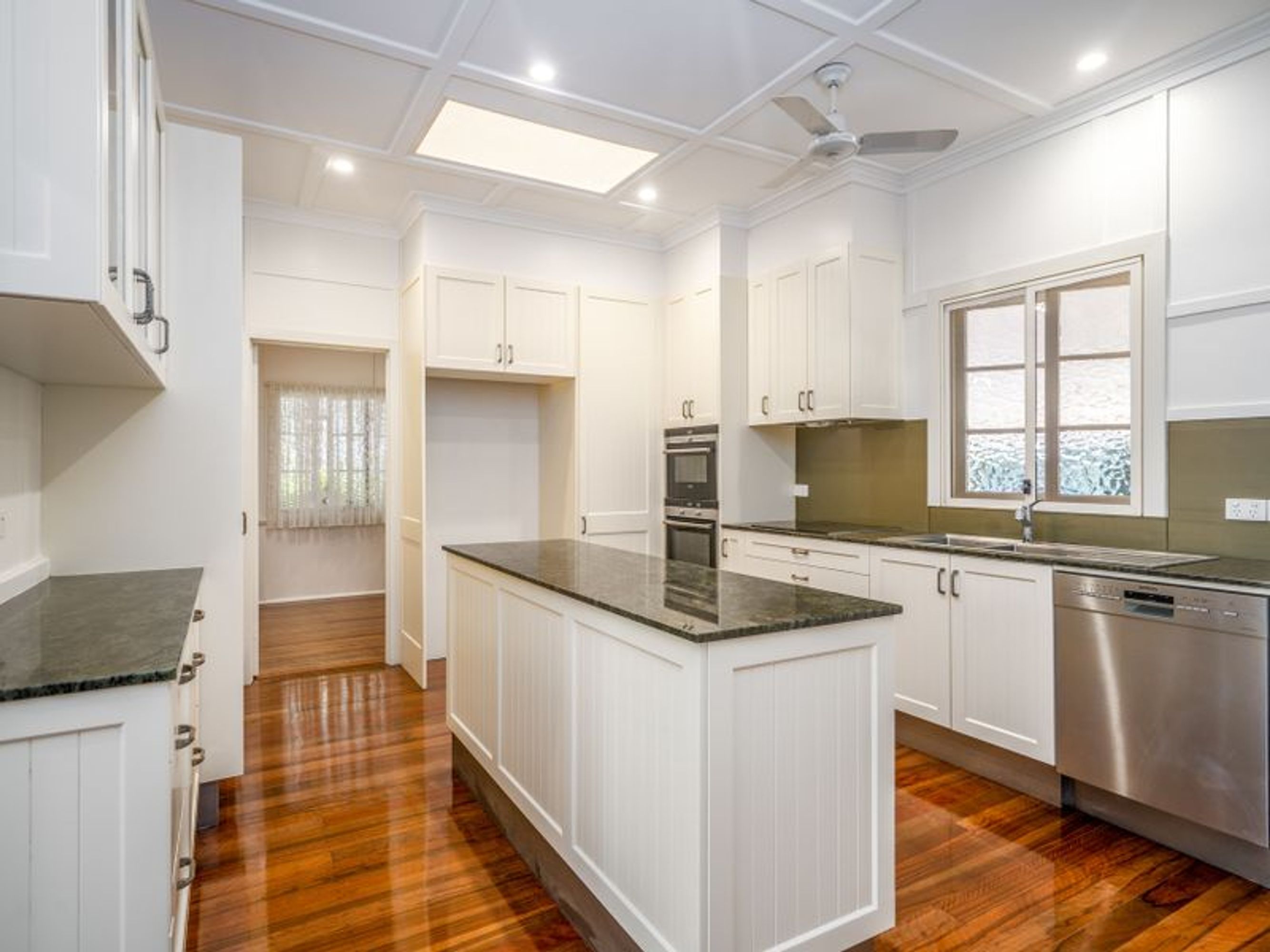 18 Chaplain Avenue, Manunda, QLD 4870, Manunda - Thumbnail 6