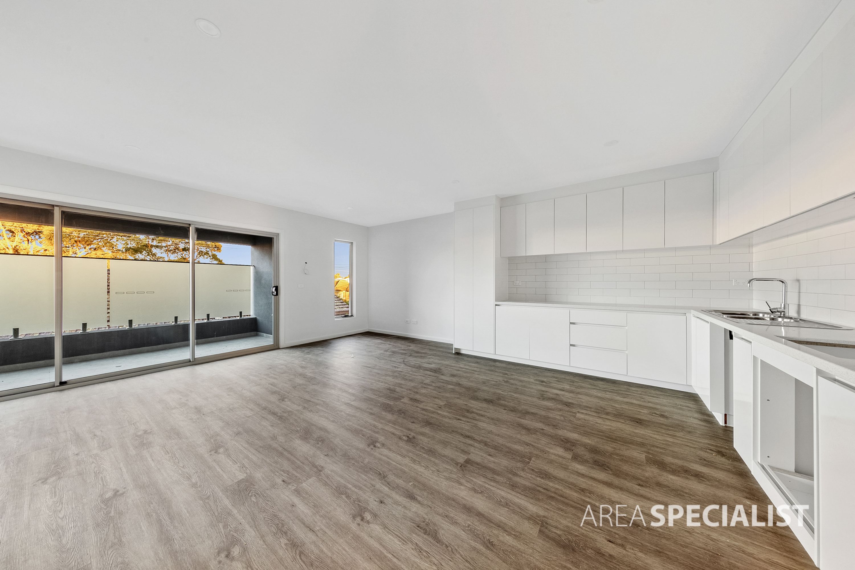 3/4 Graceburn Grove, St Albans VIC 3021, St Albans - Thumbnail 3
