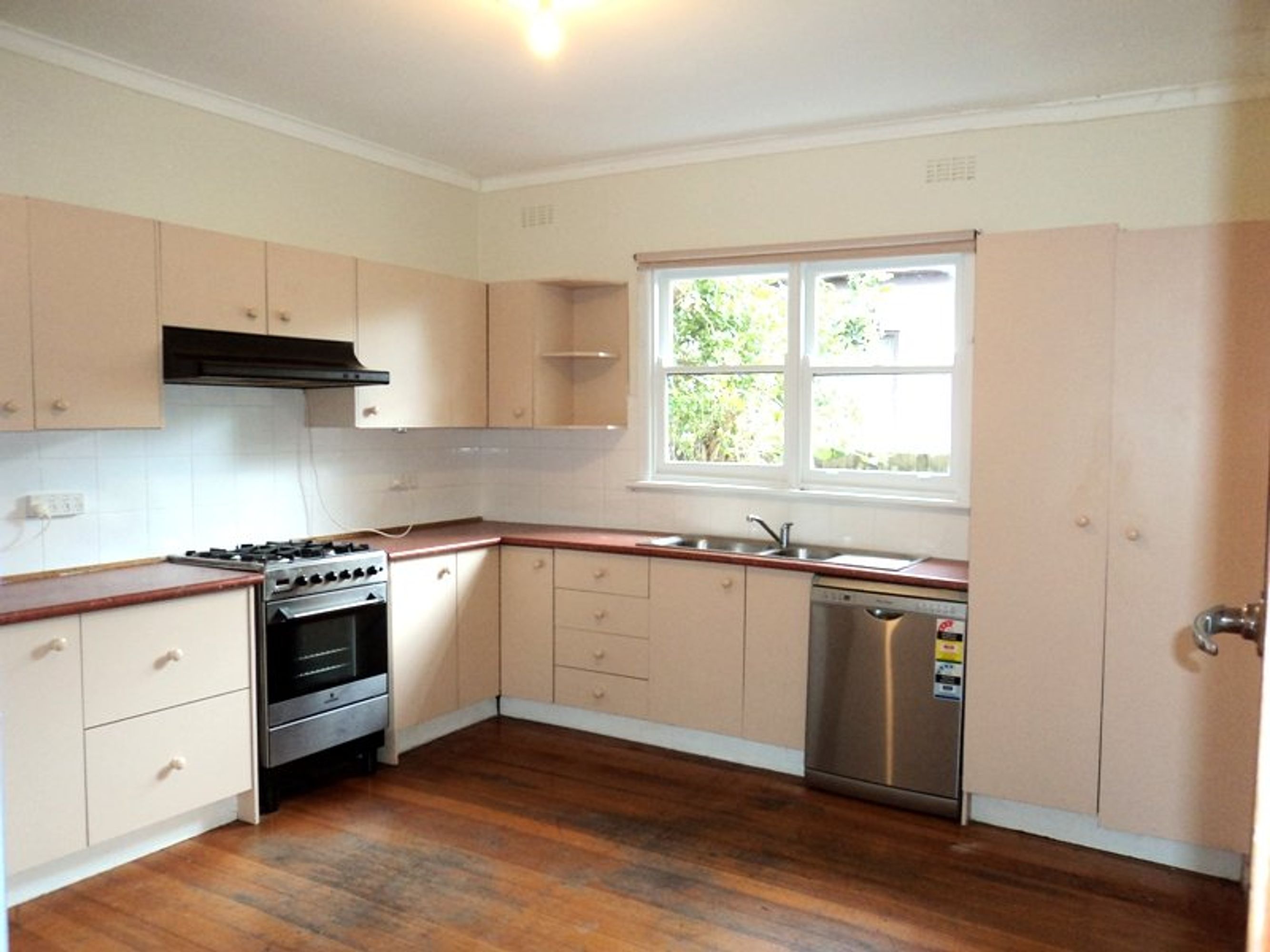 1/24 Sullivan Street, Springvale - Thumbnail 4