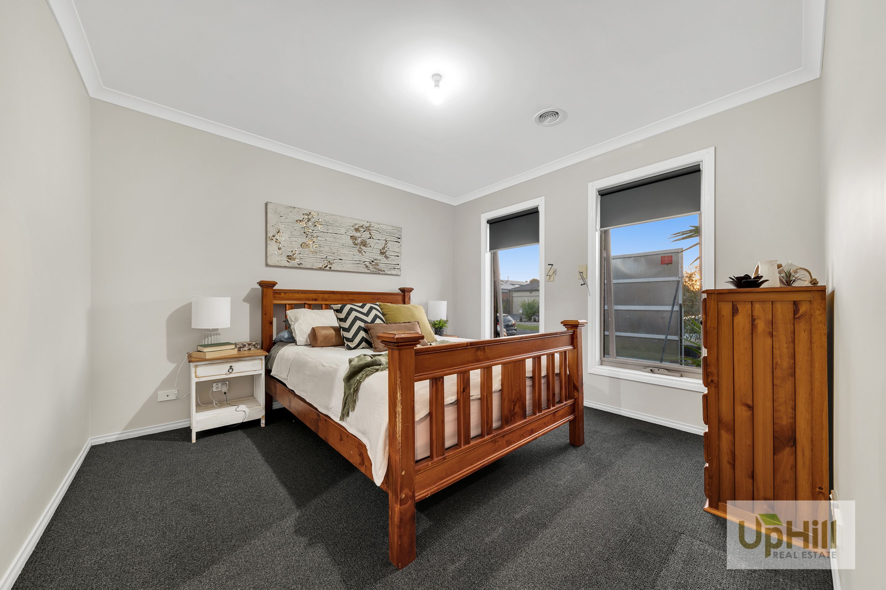 58 Kilmarnock Way, Clyde North - Thumbnail 2