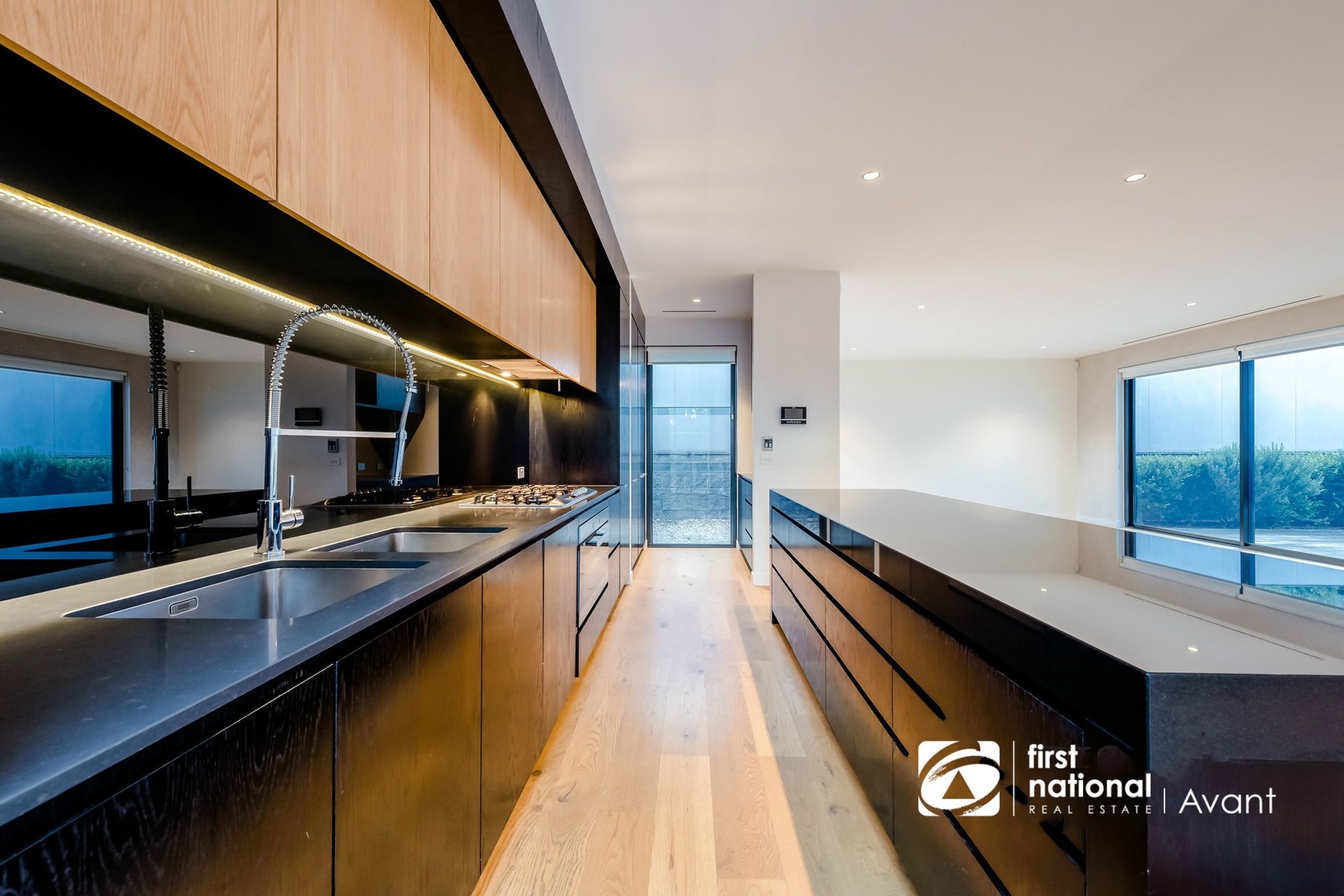 3 Lower Drive North, Kew - Thumbnail 6