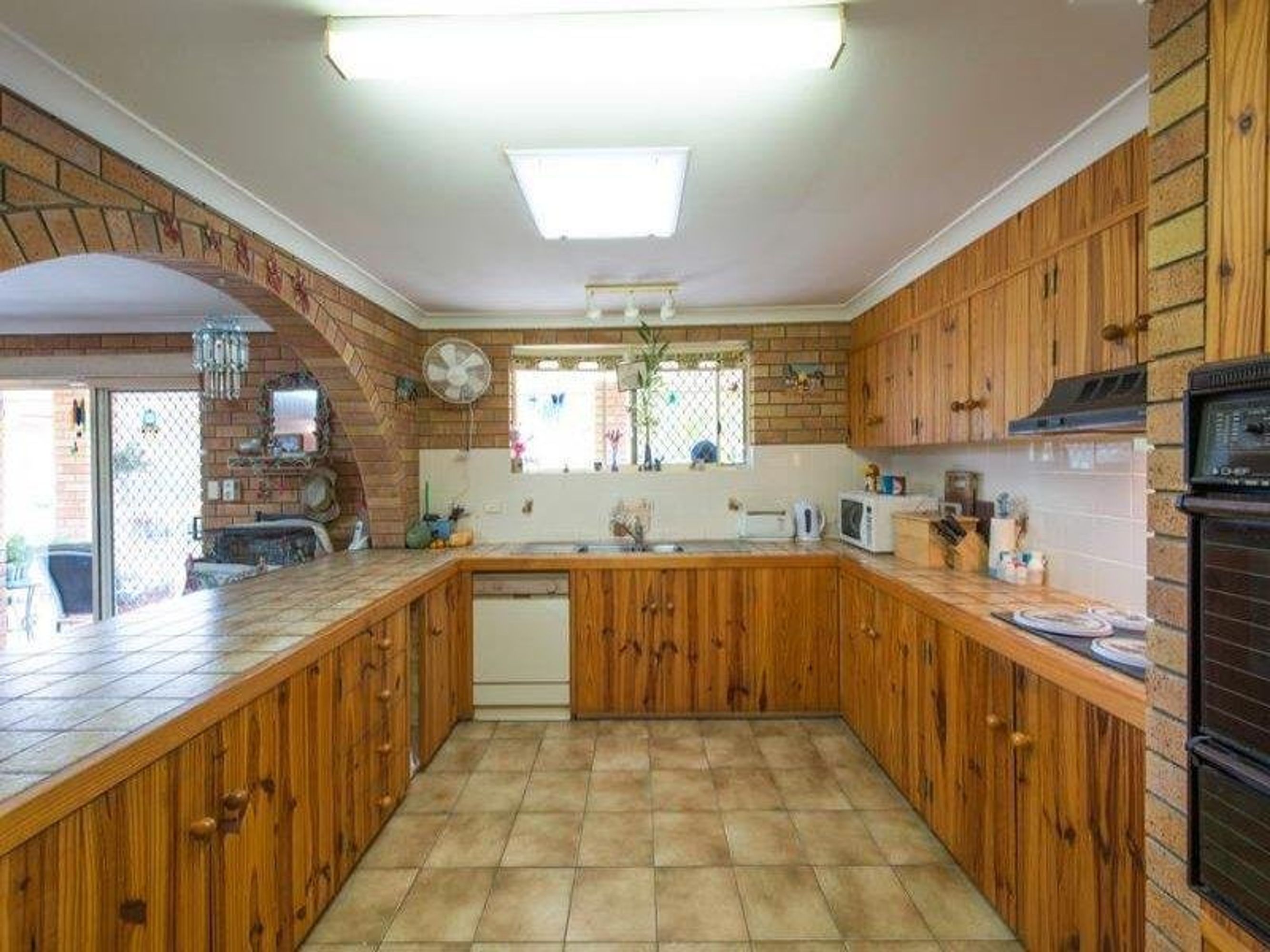 11 Gleneagle Road, Waterview Heights - Thumbnail 4
