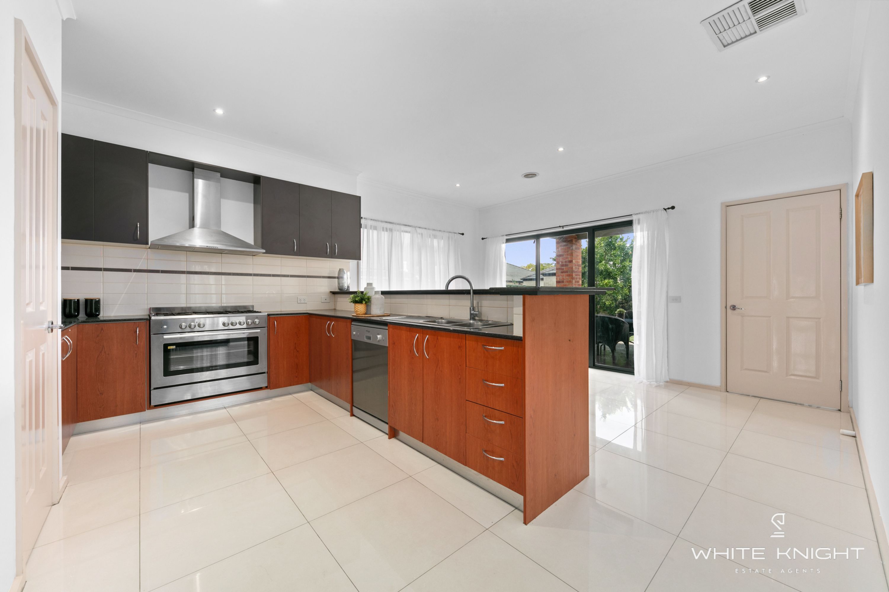 47 Botanical Drive, Caroline Springs VIC 3023, Caroline Springs - Thumbnail 7