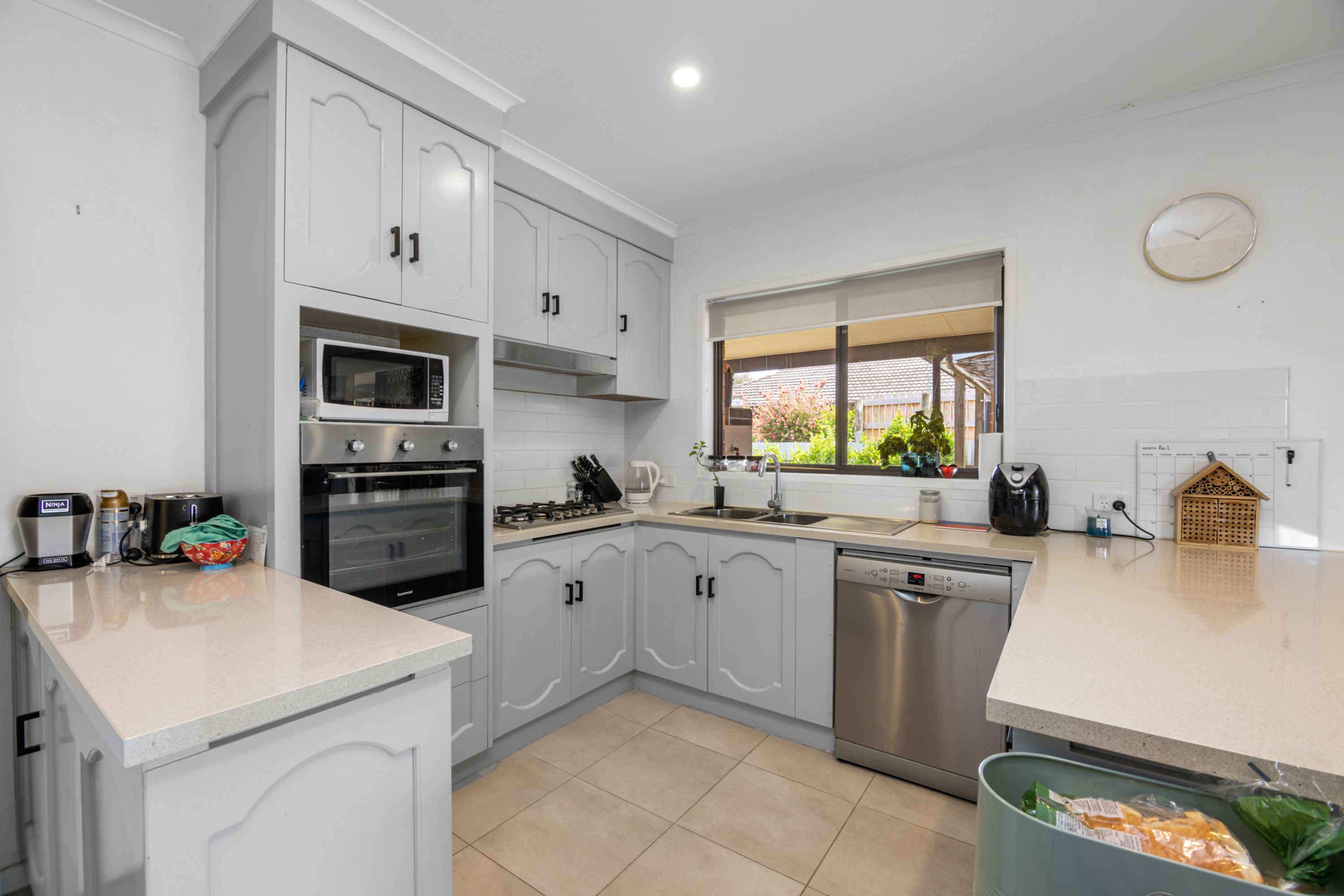 8 Windsor Crescent, Horsham VIC 3400, Horsham - Thumbnail 3