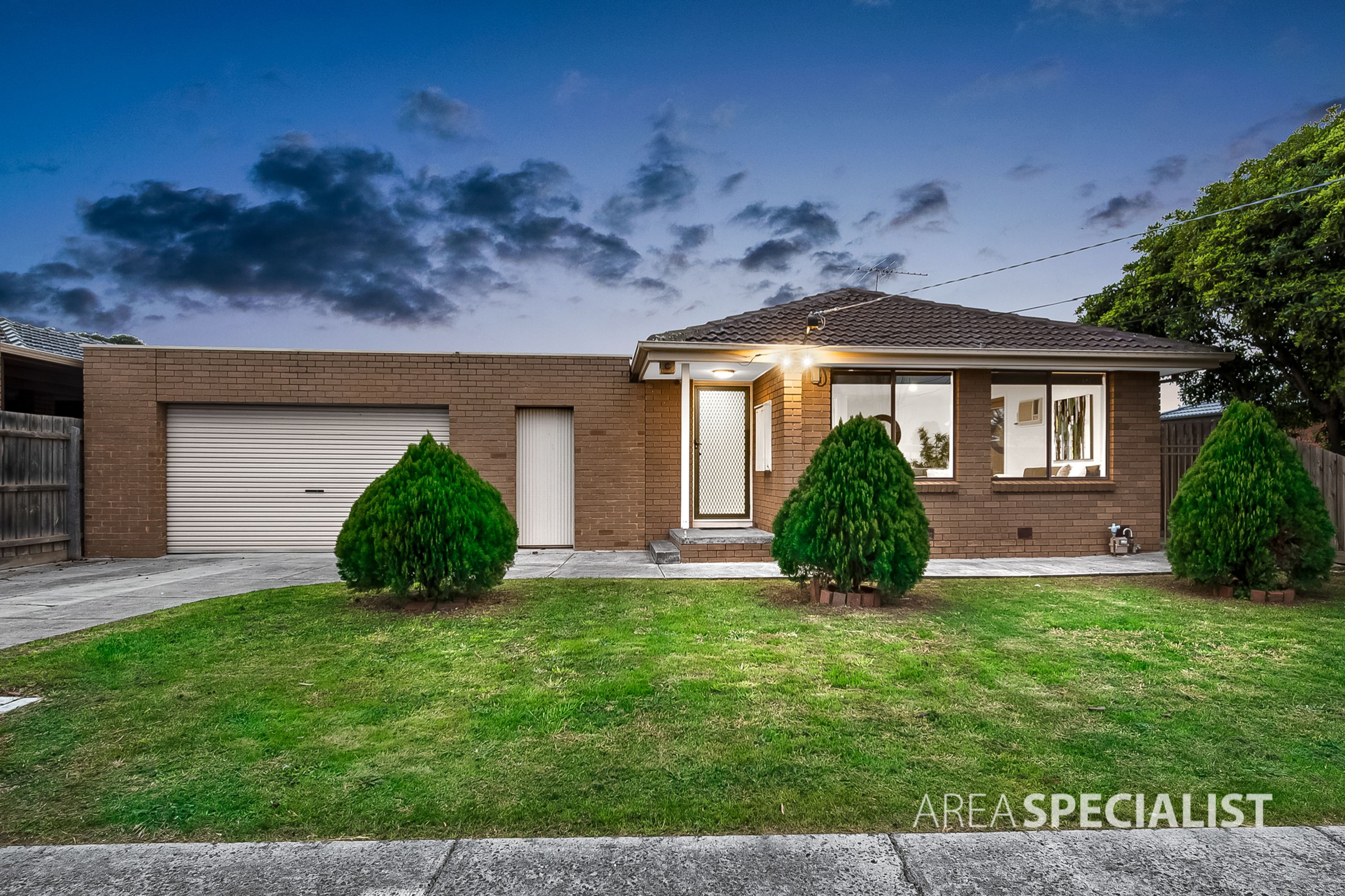 18 Entally Drive, Albanvale VIC 3021, Albanvale - Thumbnail 2