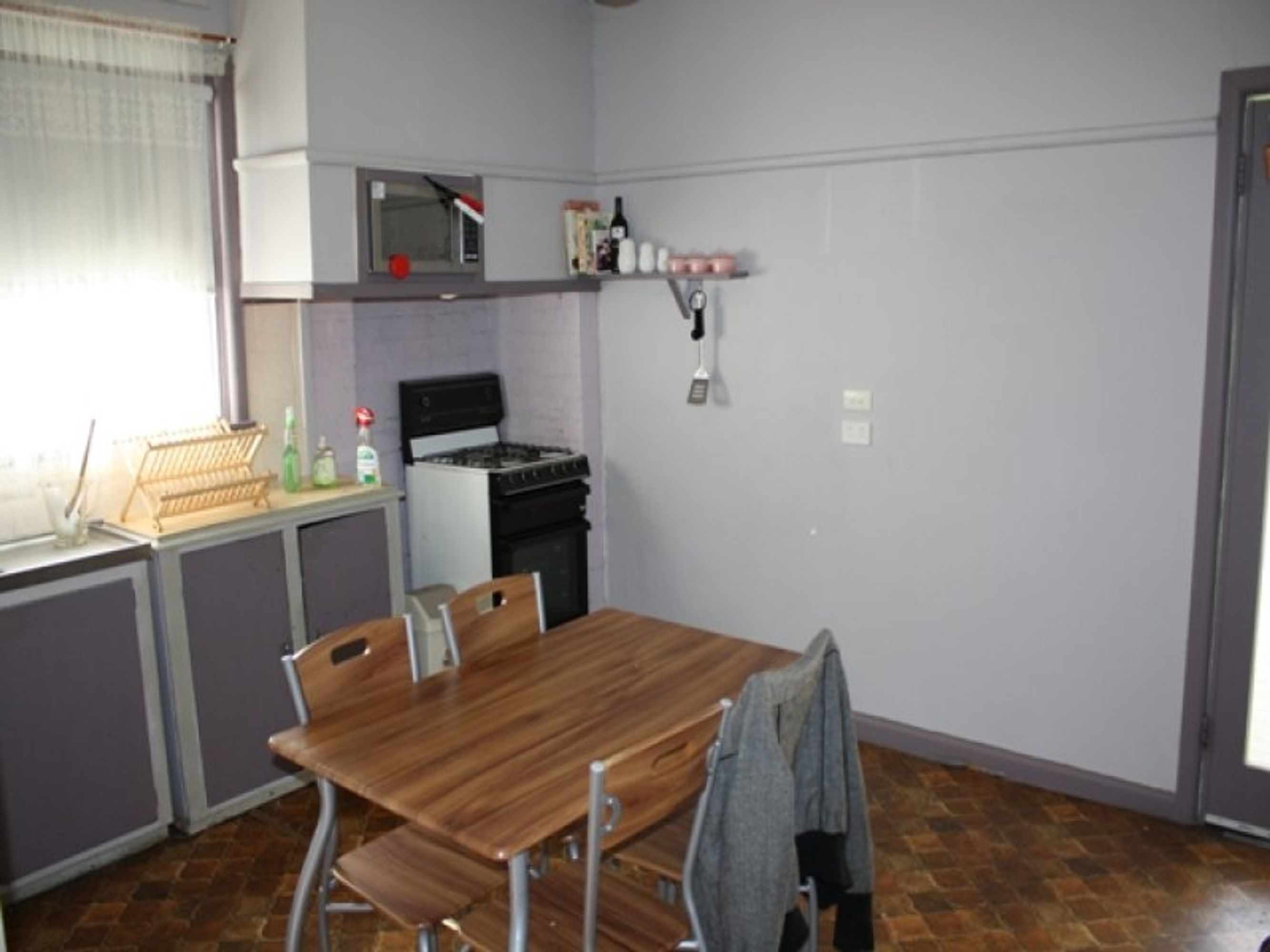8 Elizabeth Street, Horsham VIC 3400, Horsham - Thumbnail 2