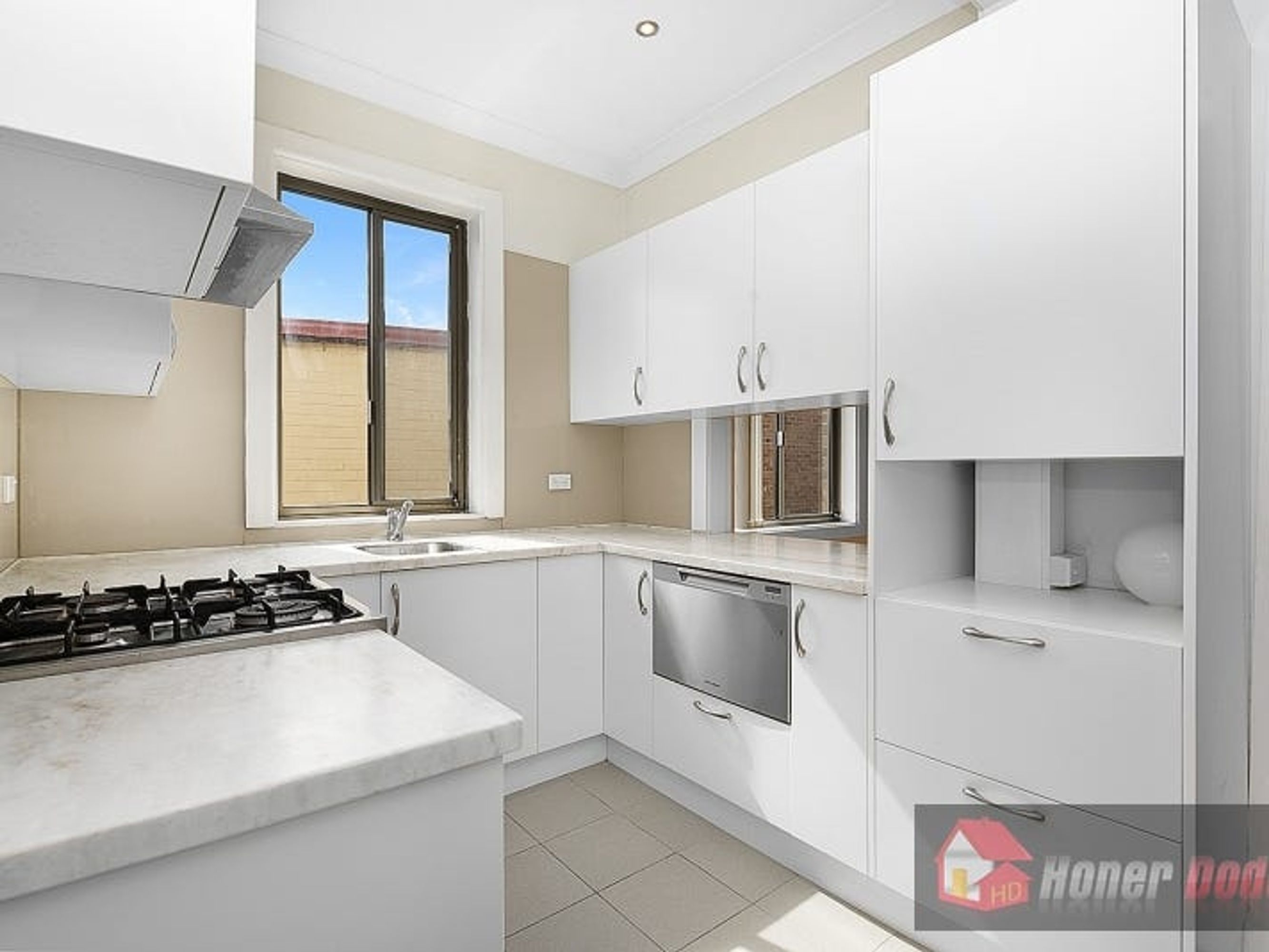 56 Ramsgate Road, Beverley Park, Beverley Park - Thumbnail 2