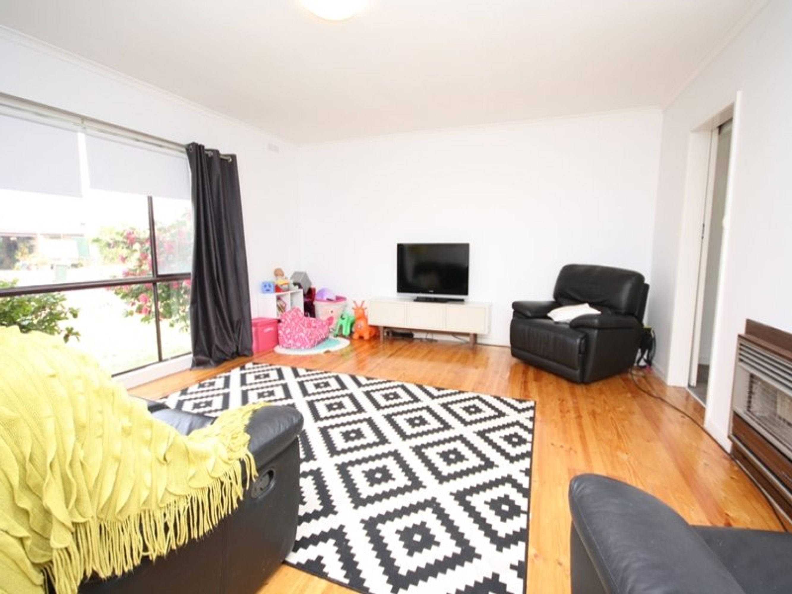 18 Dougherty Street, Horsham VIC 3400, Horsham - Thumbnail 5