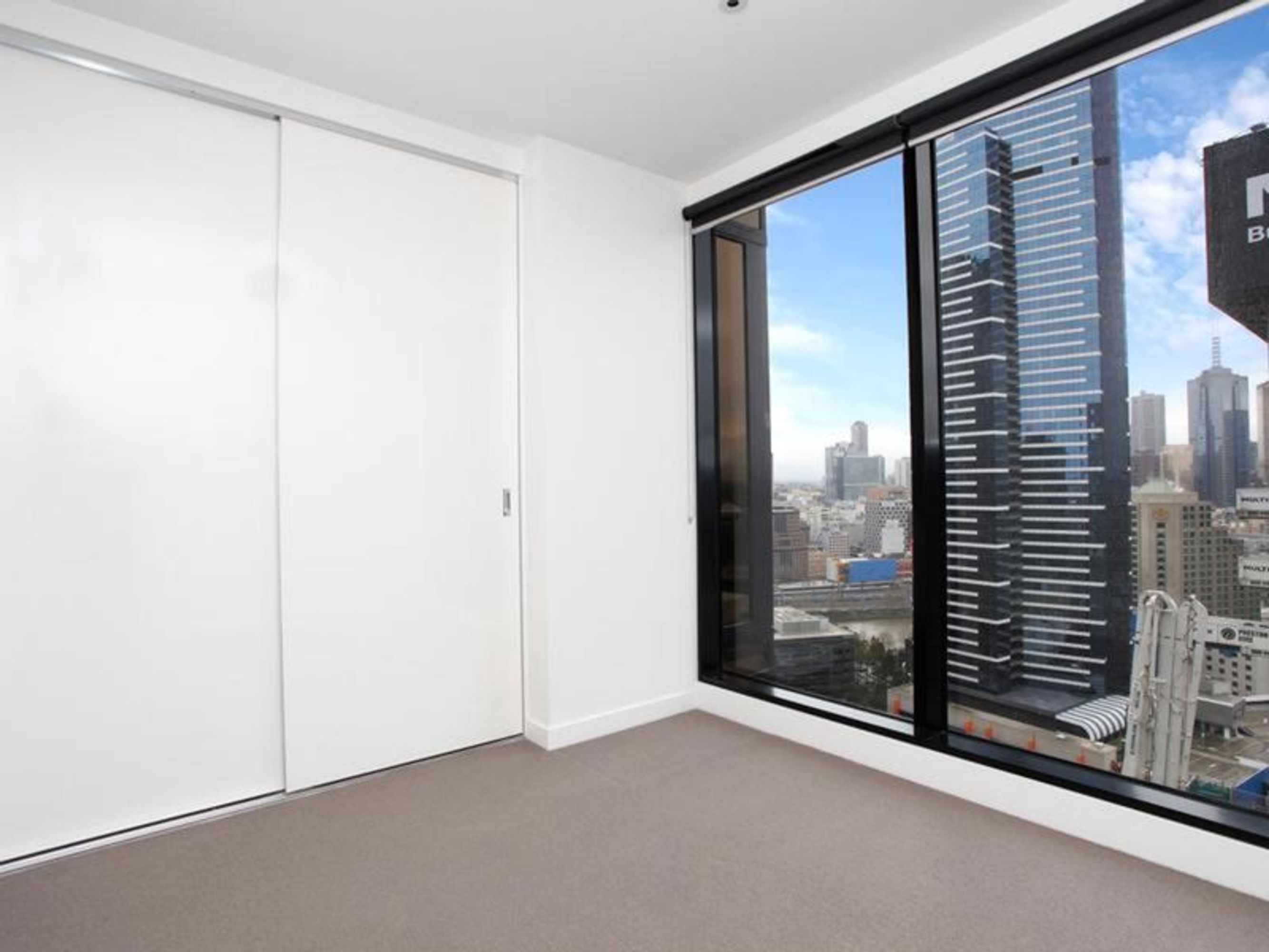 2204/133-139 City Road, Southbank - Thumbnail 6