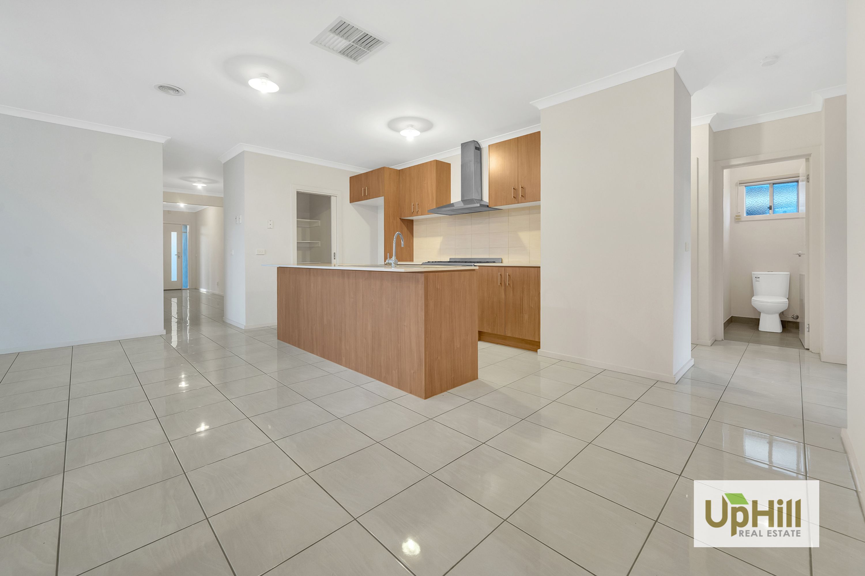 110 Selandra Boulevard, Clyde North - Thumbnail 8