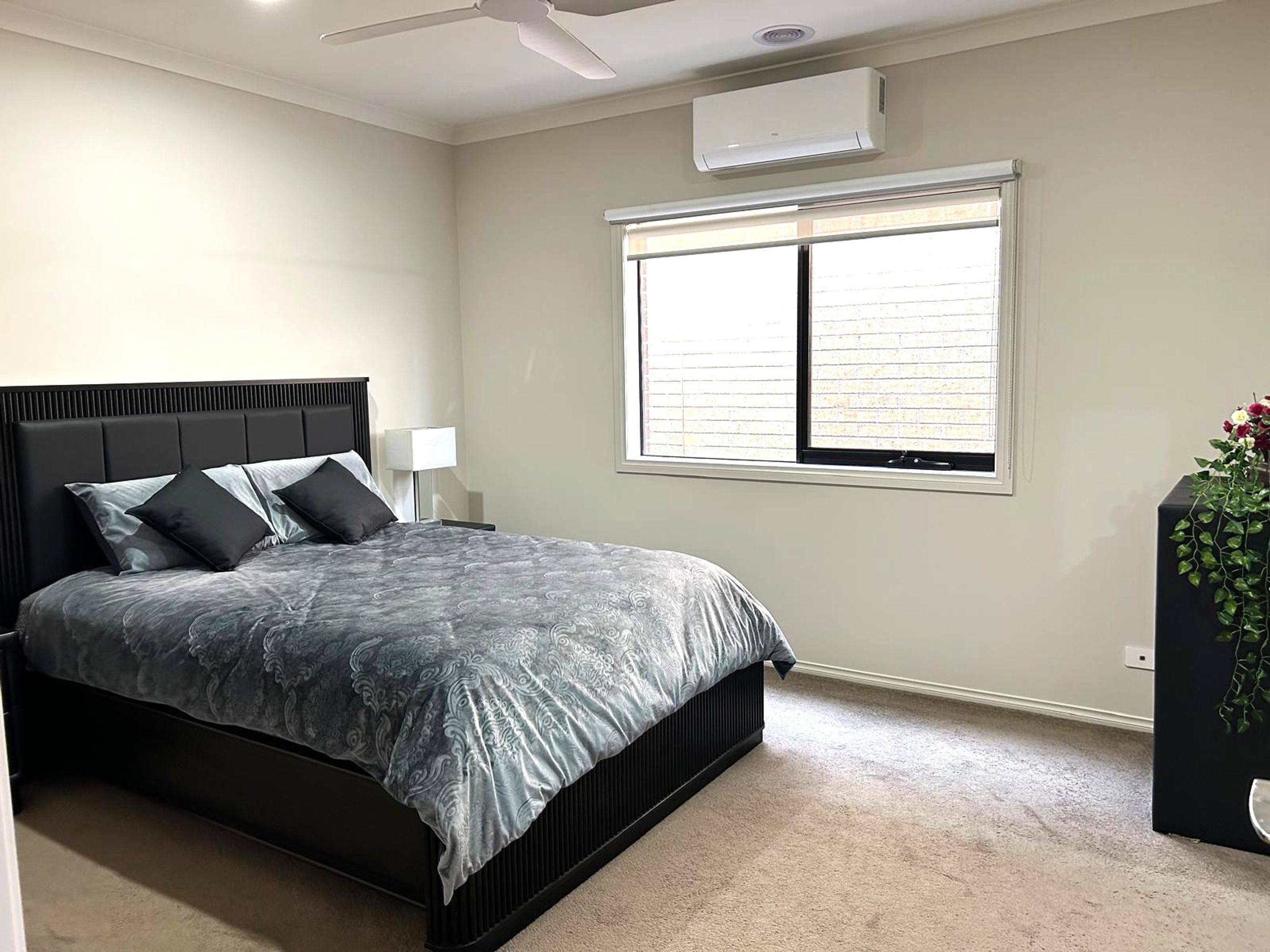 161 Wheelers Park Drive, Cranbourne North - Thumbnail 8