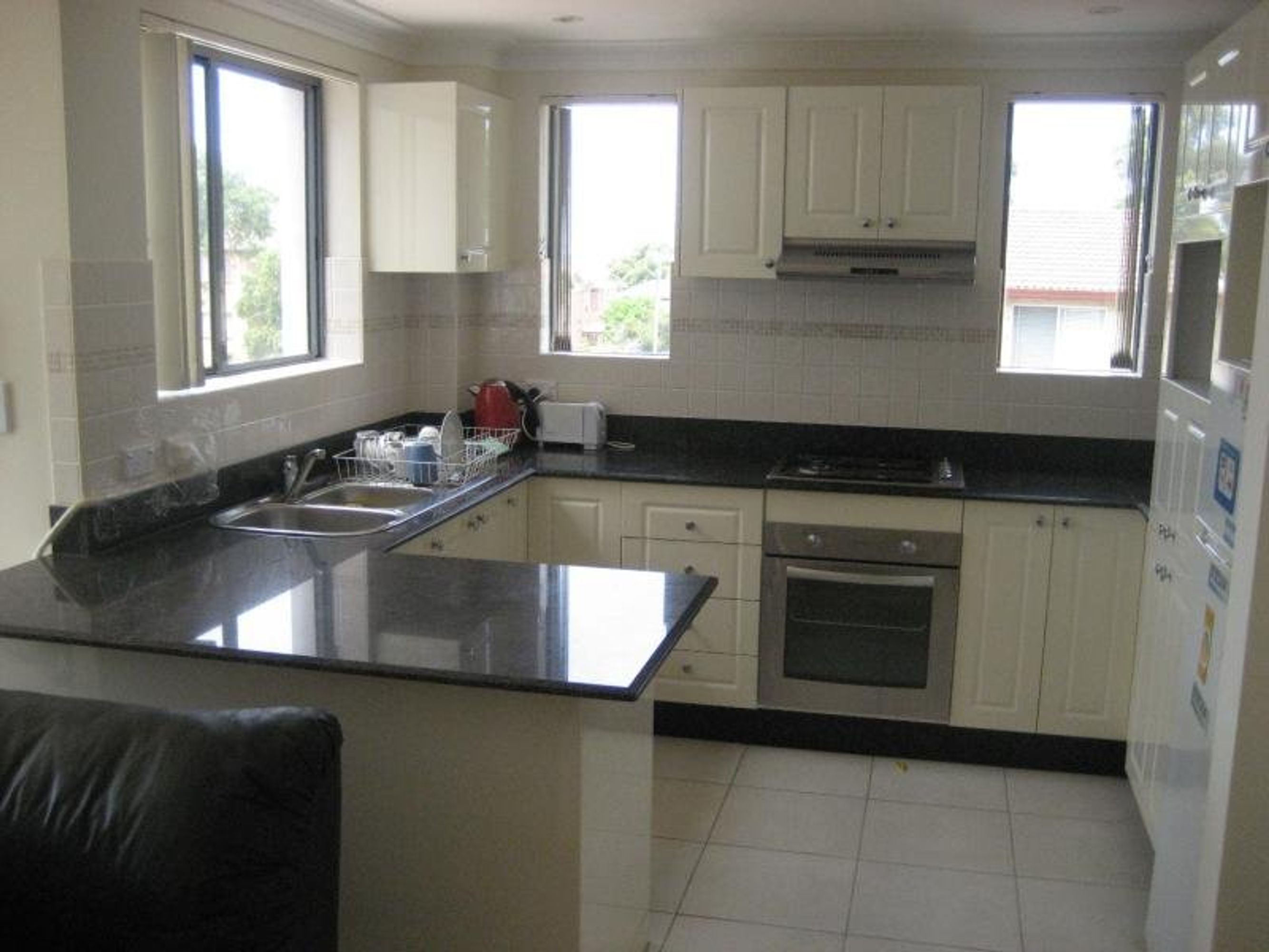9/19-21 Andover St, Carlton, Carlton - Thumbnail 3
