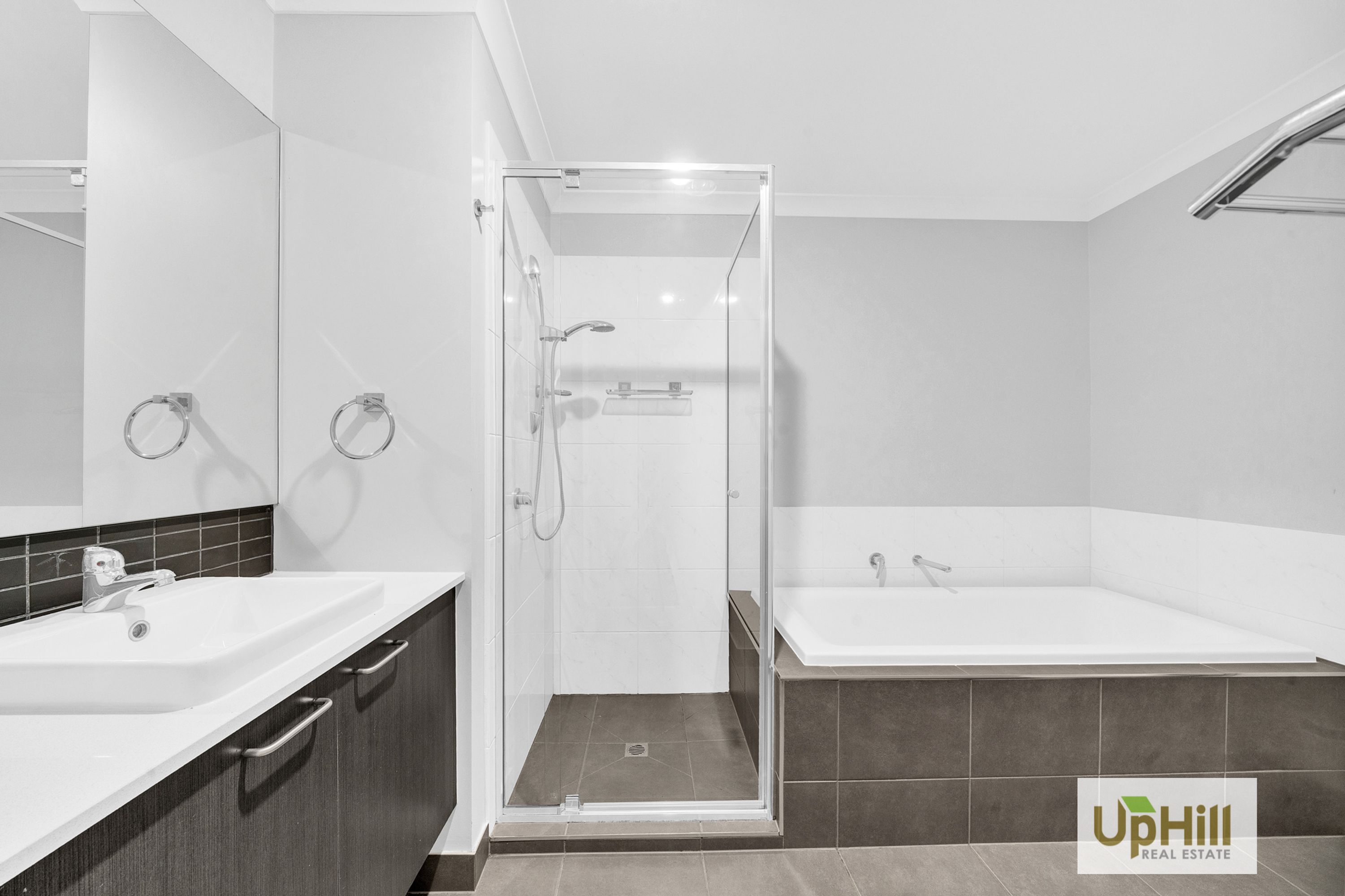 13A Thoroughbred Drive, Clyde North - Thumbnail 6