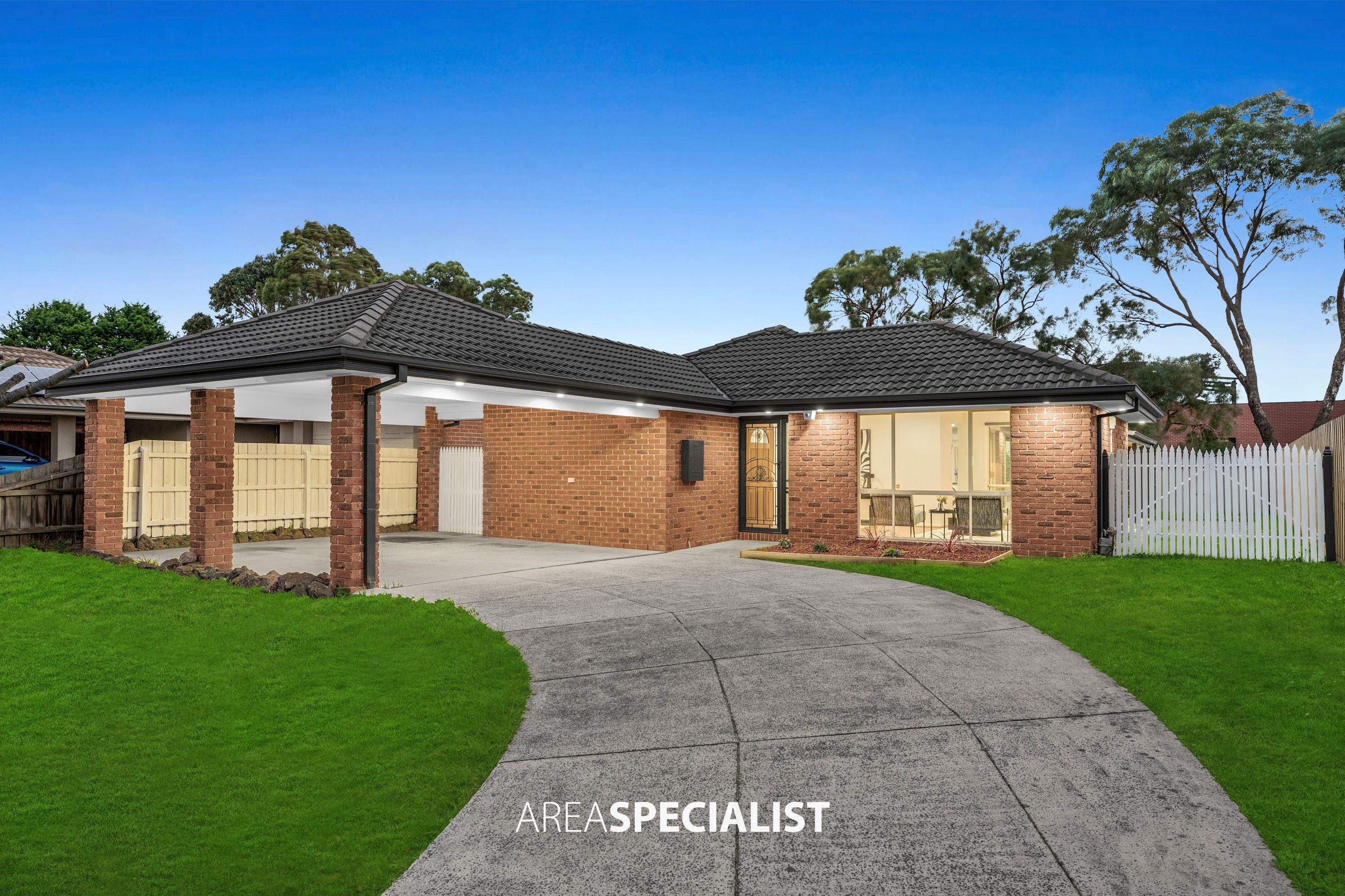 7 Scarborough Avenue, Cranbourne West, Cranbourne West - Image 1