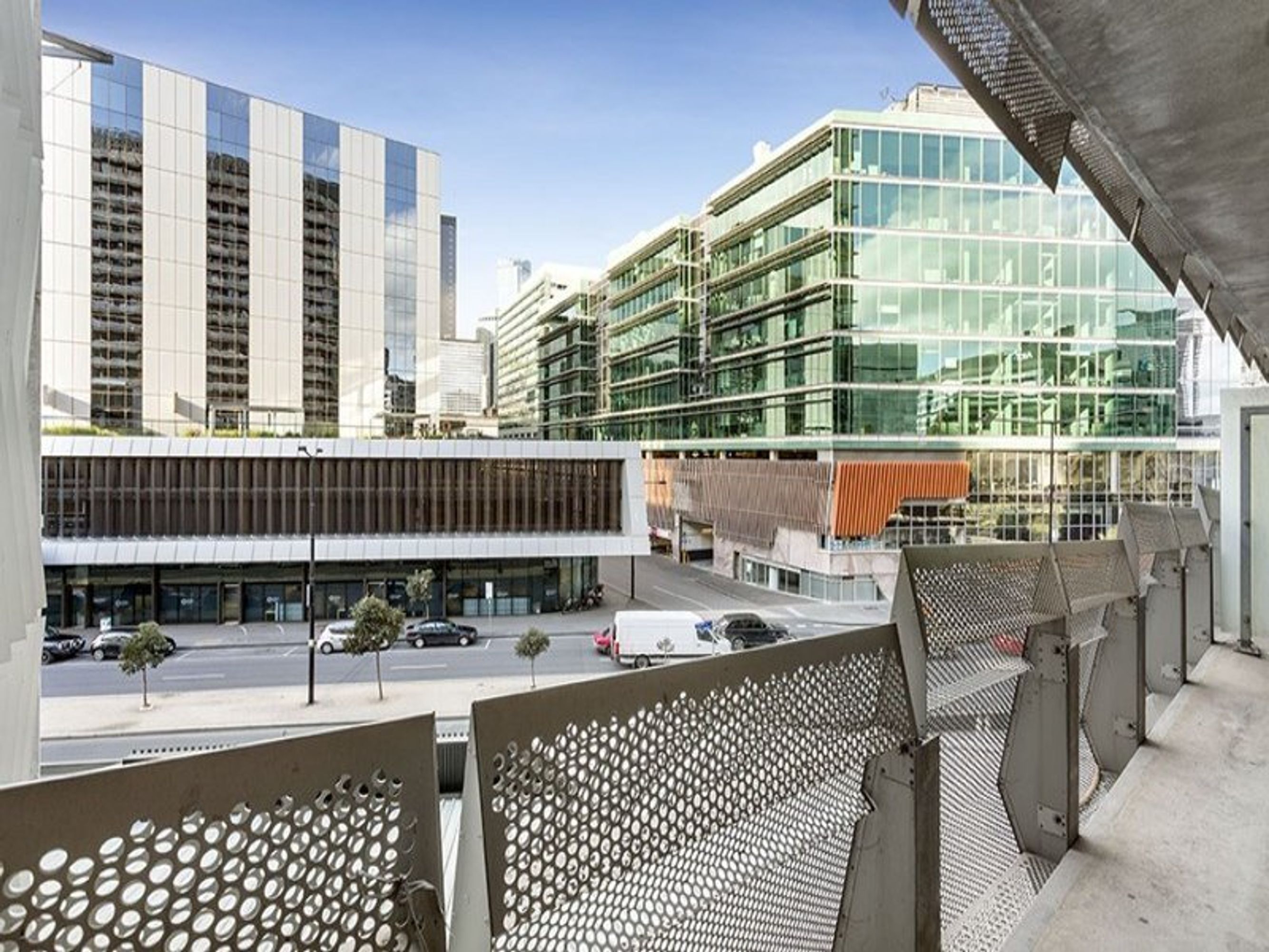 805/8 Waterview Walk, Docklands - Thumbnail 7