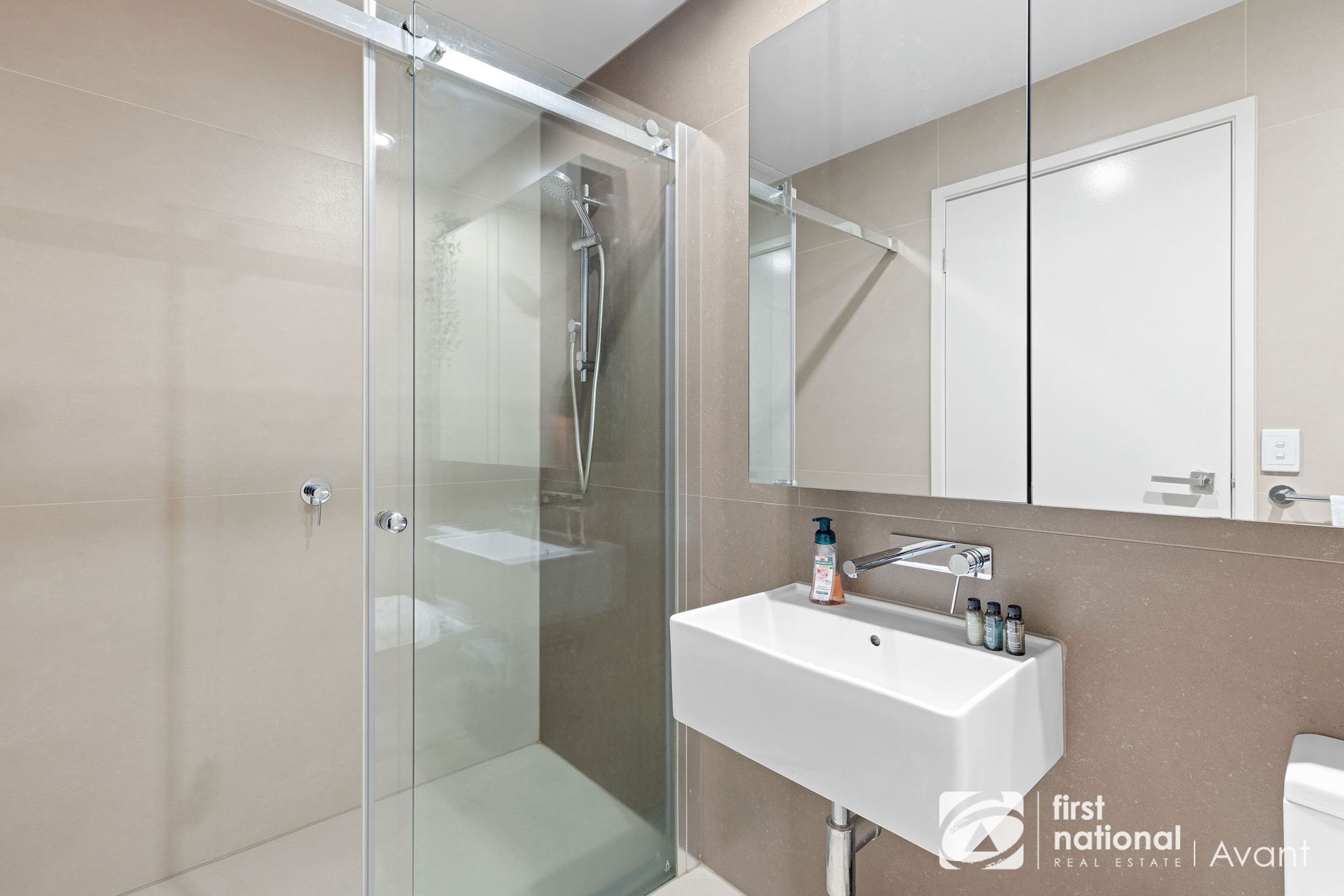 3003/568 Collins Street, Melbourne - Thumbnail 6