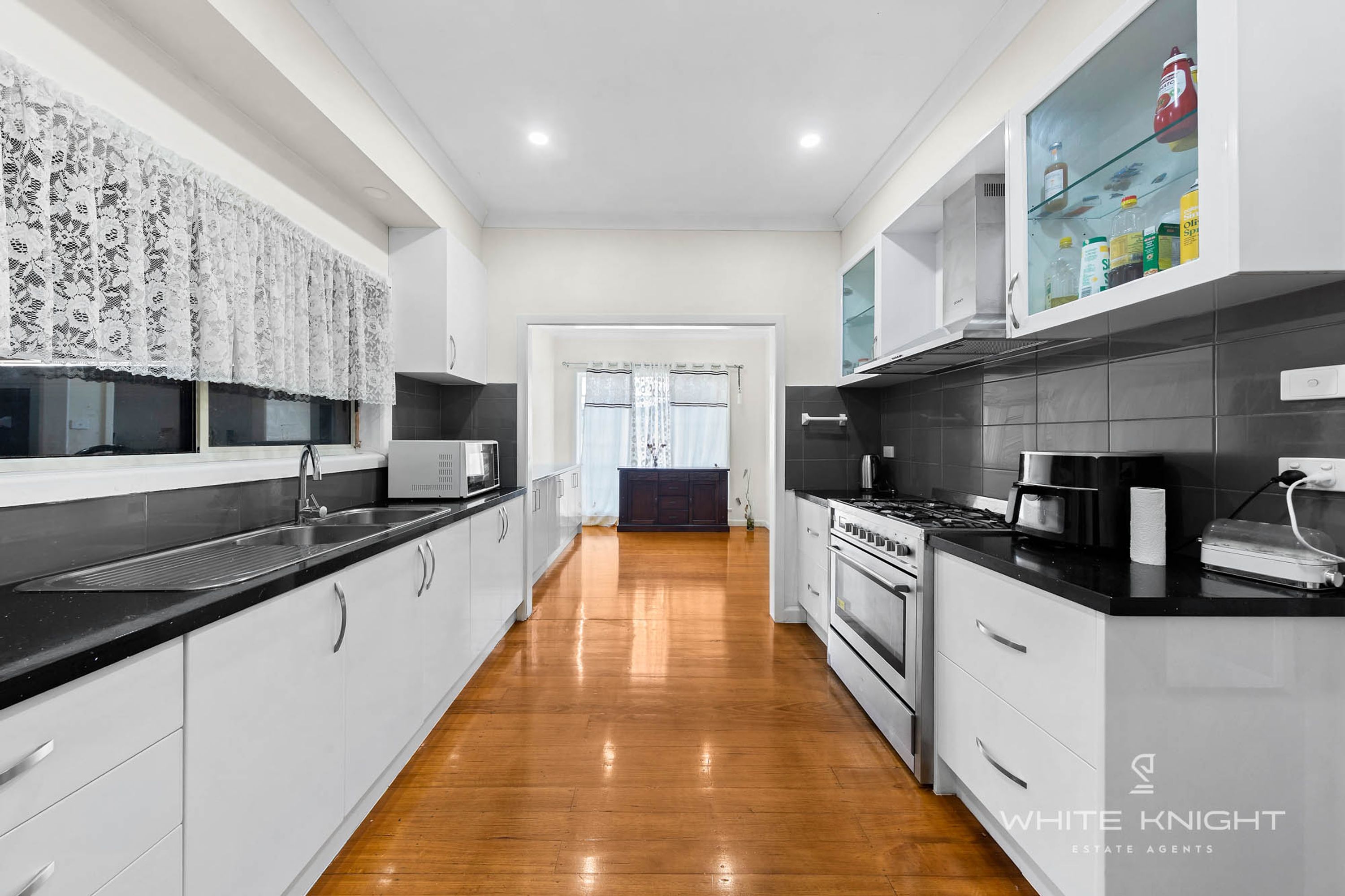 1/5 Butler Street, St Albans, VIC 3021, St Albans - Thumbnail 4