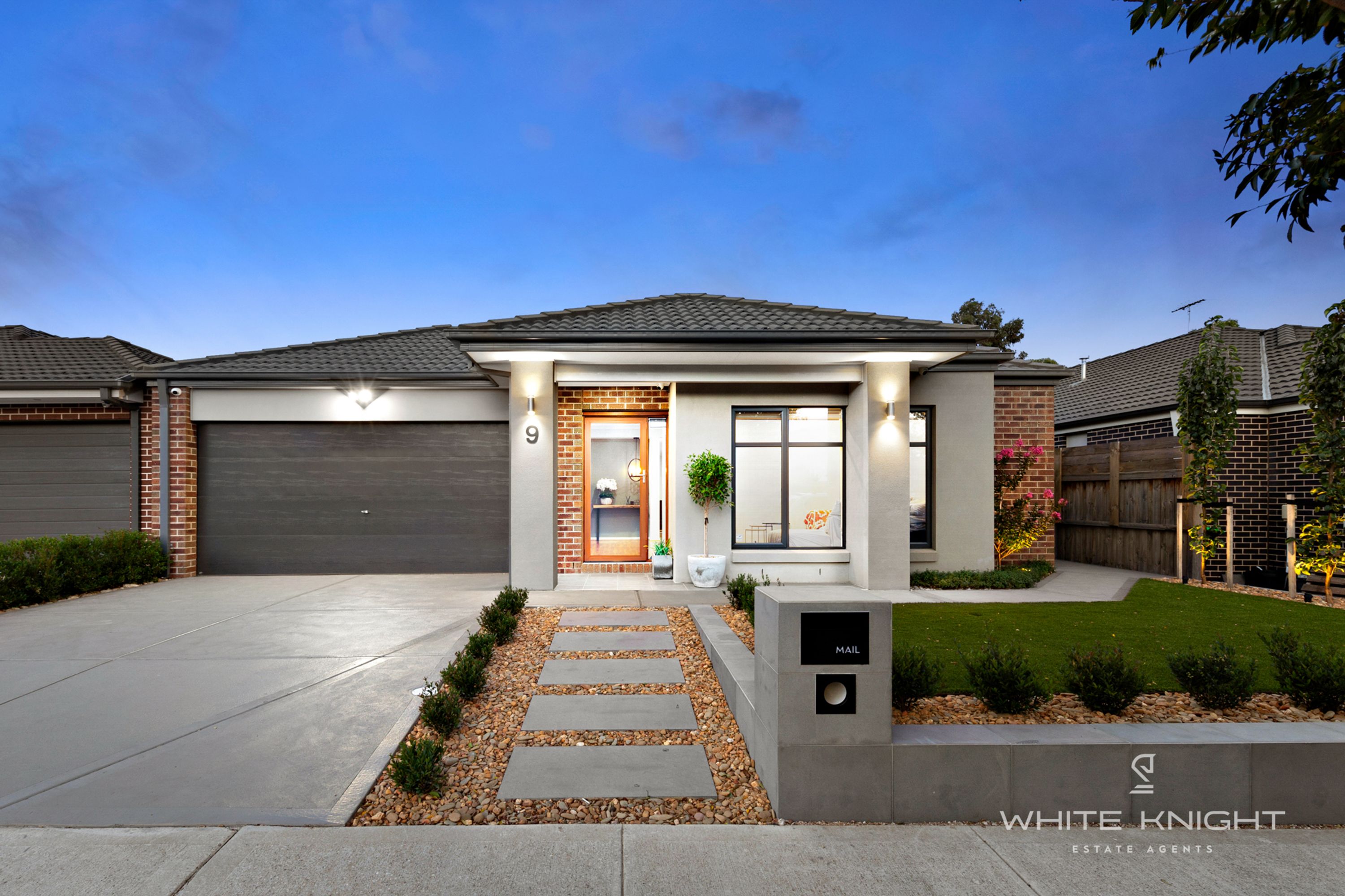 9 Higgins Street, Fraser Rise VIC 3336, Fraser Rise - Thumbnail 2