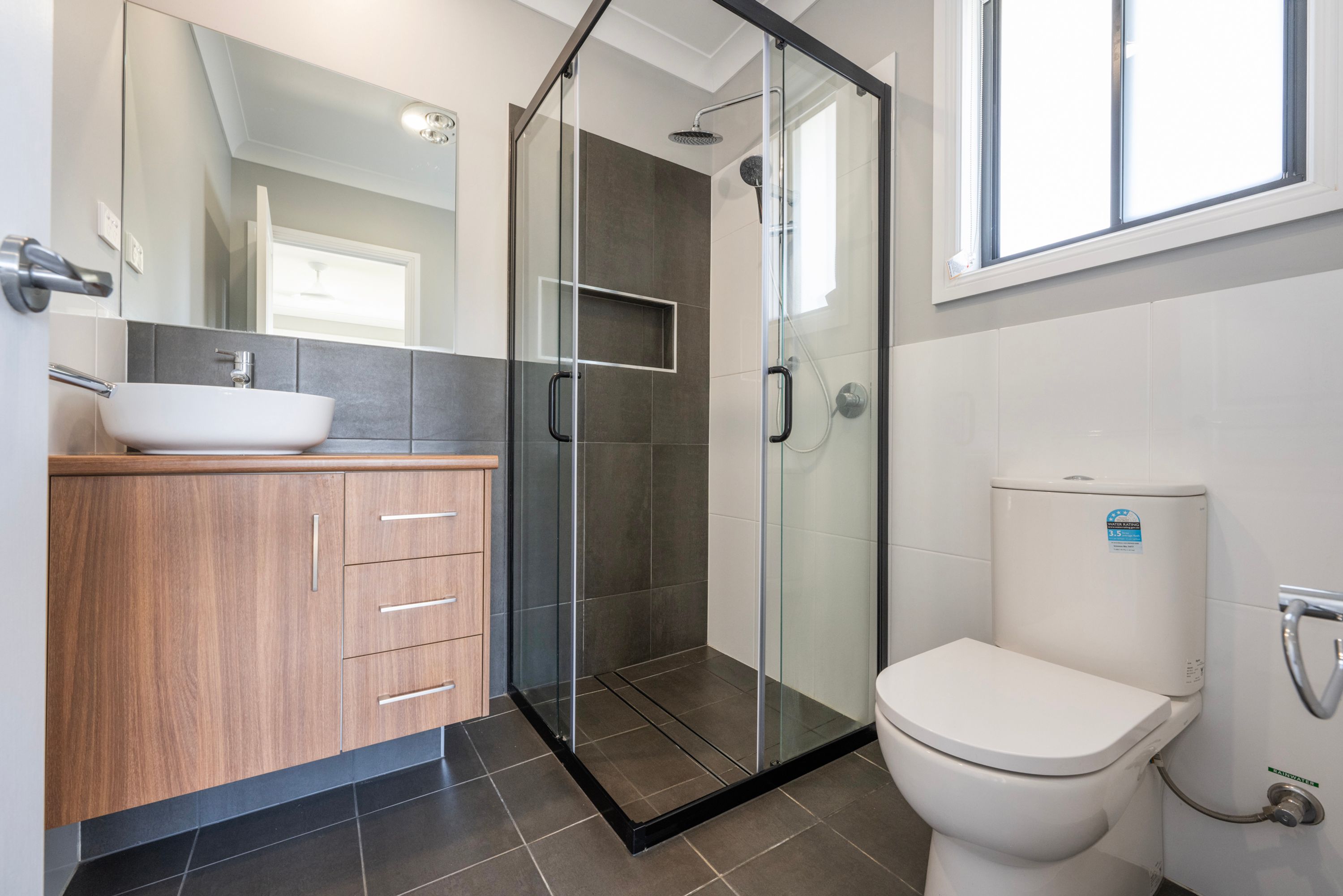 17 DOBELL COURT, Junction Hill - Thumbnail 6