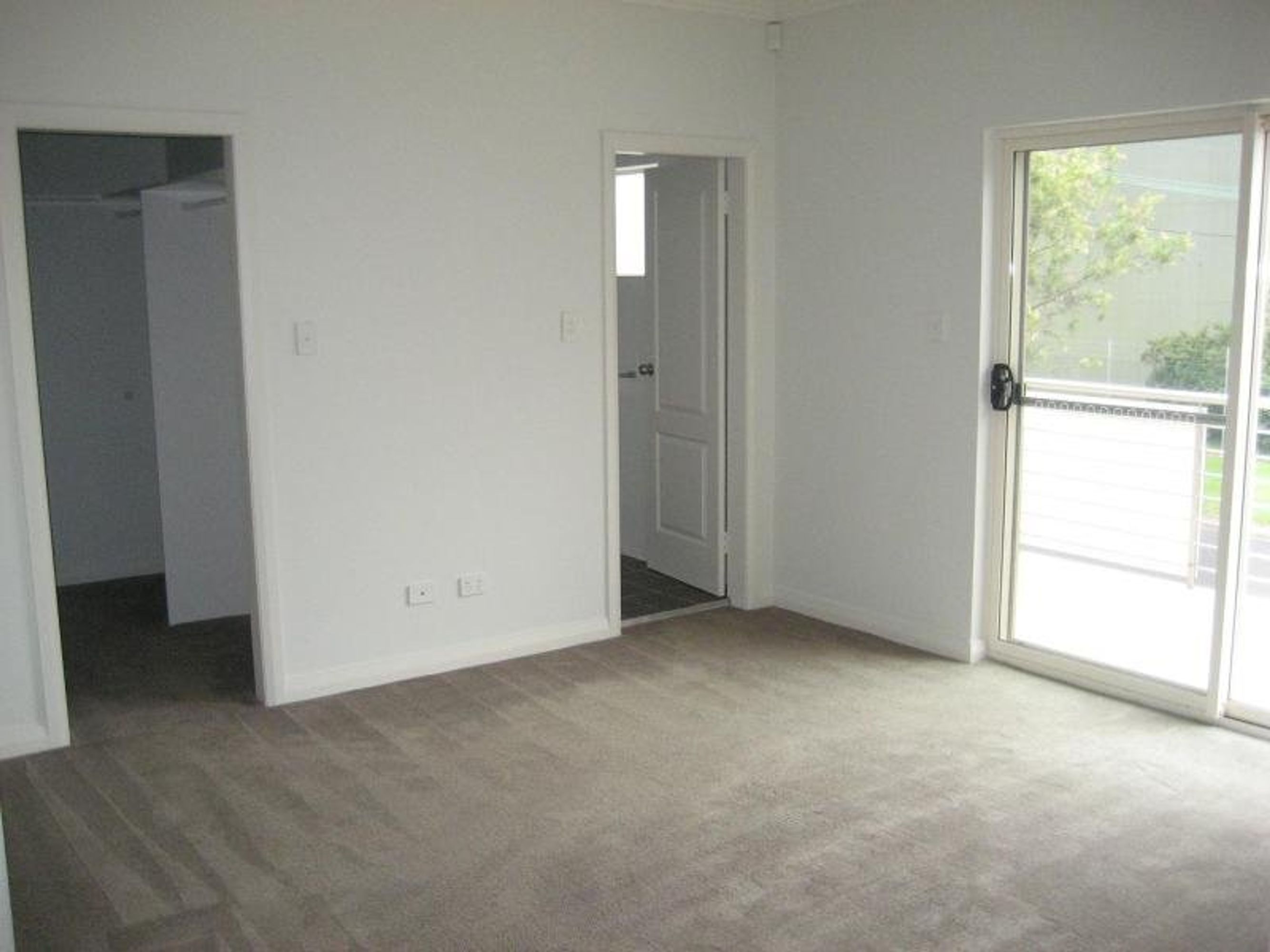 2/39-41 Canary's Rd, Roselands, Roselands - Thumbnail 5