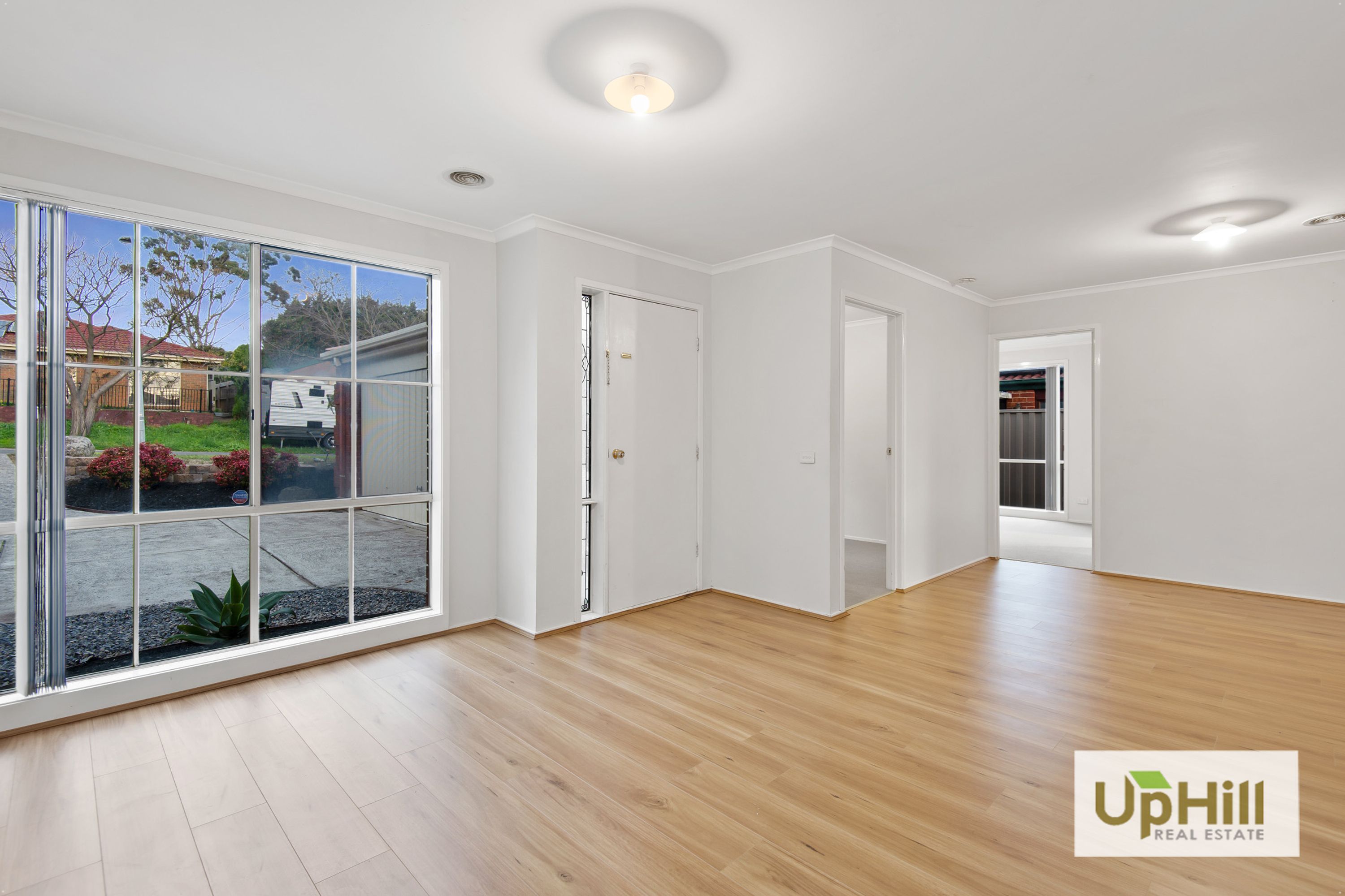 11 Edith Rise, Hampton Park - Thumbnail 3