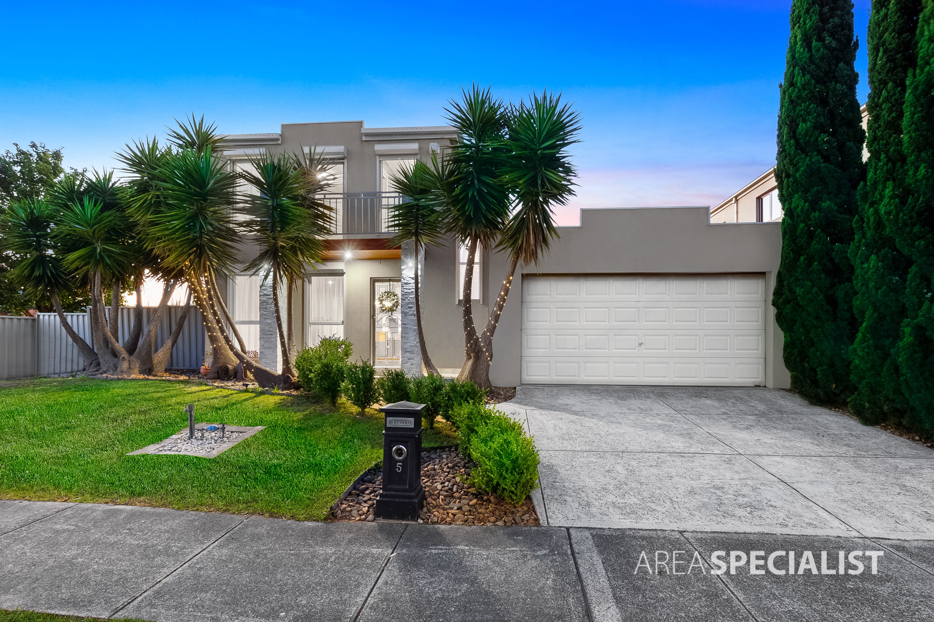 5 Highfield Road, Cairnlea VIC 3023, Cairnlea - Thumbnail 2
