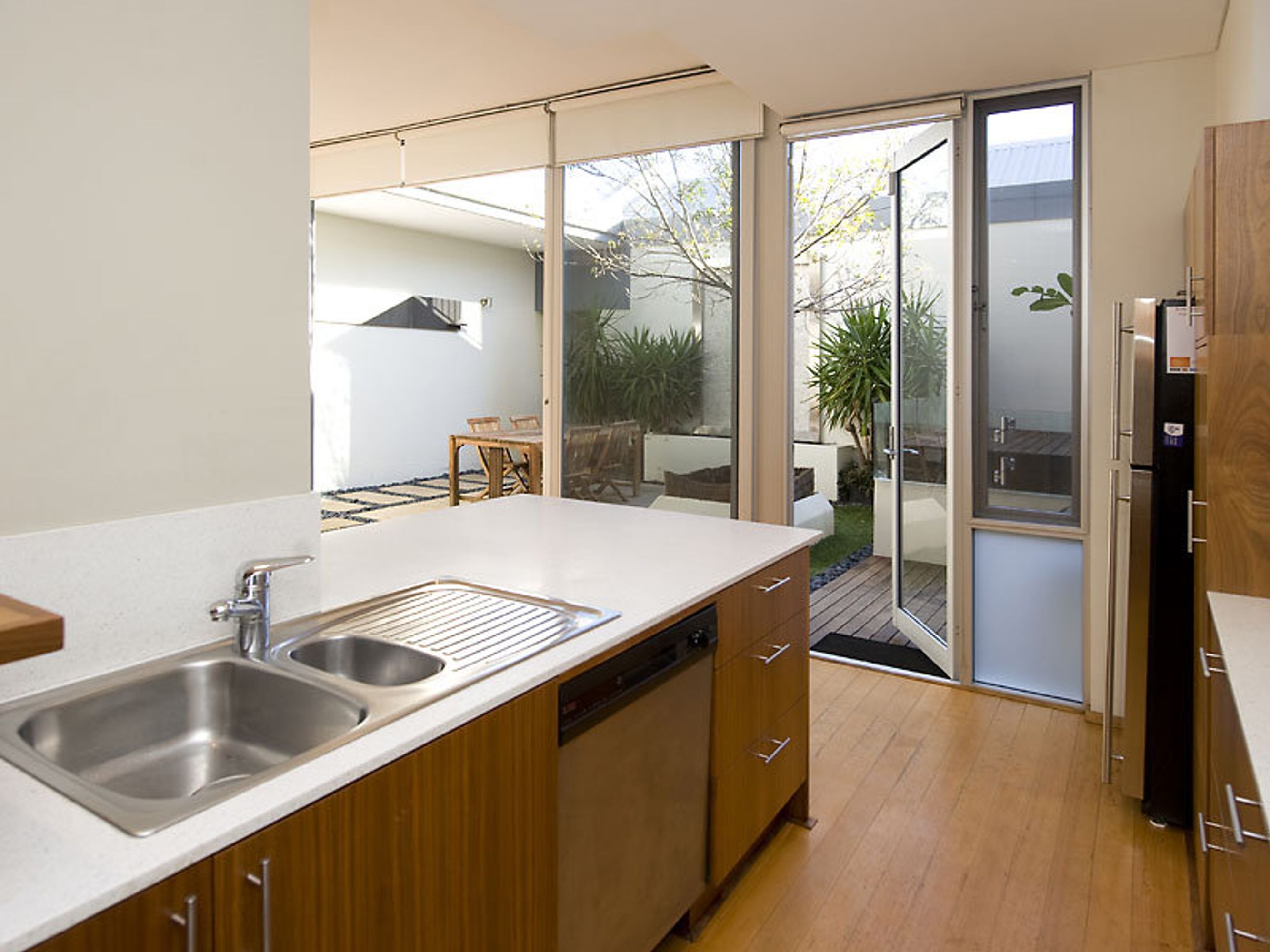 32 Mere View Way, Subiaco - Thumbnail 6