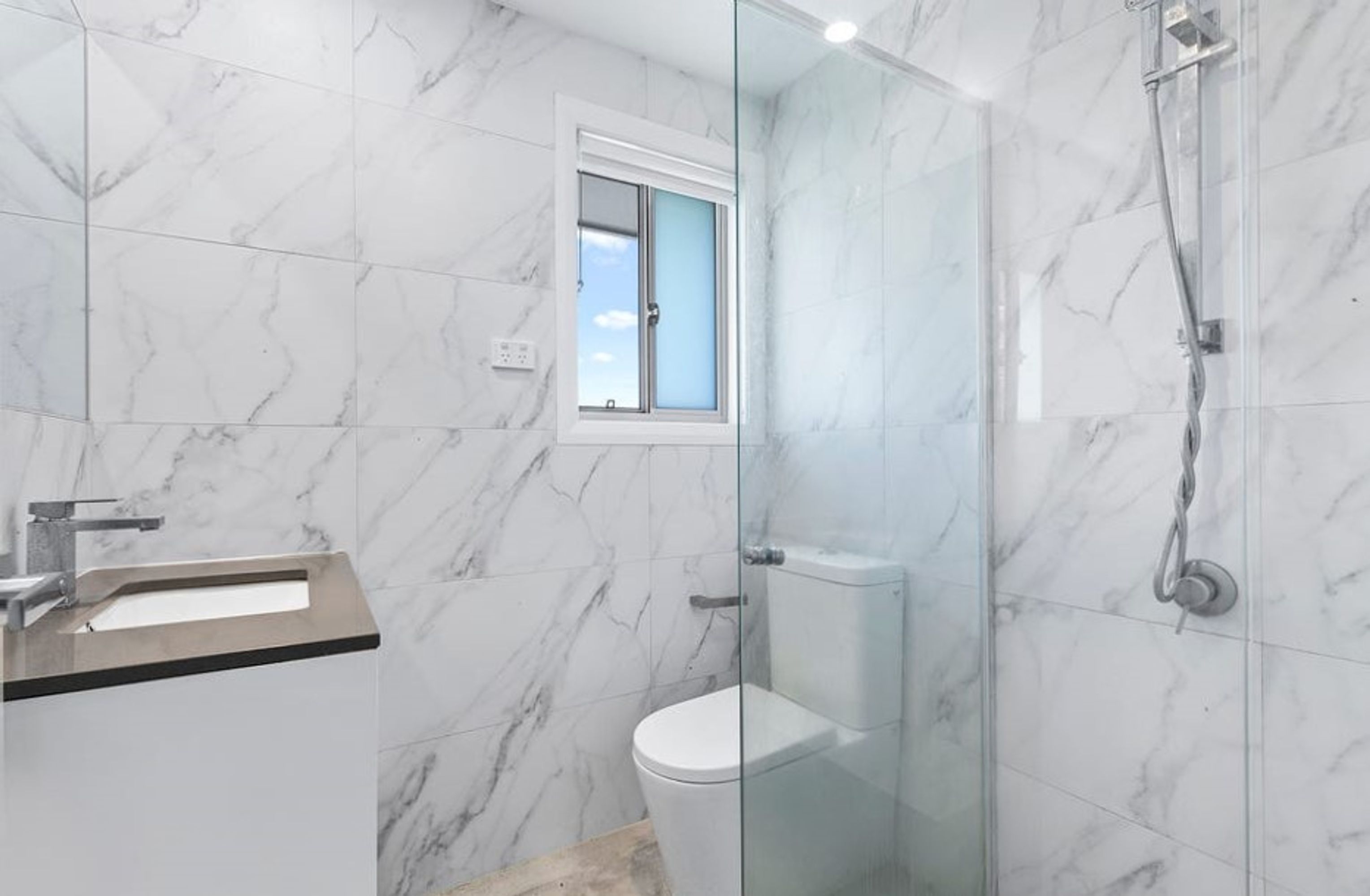 8/11-13 Marsh Parade, Casula - Thumbnail 6