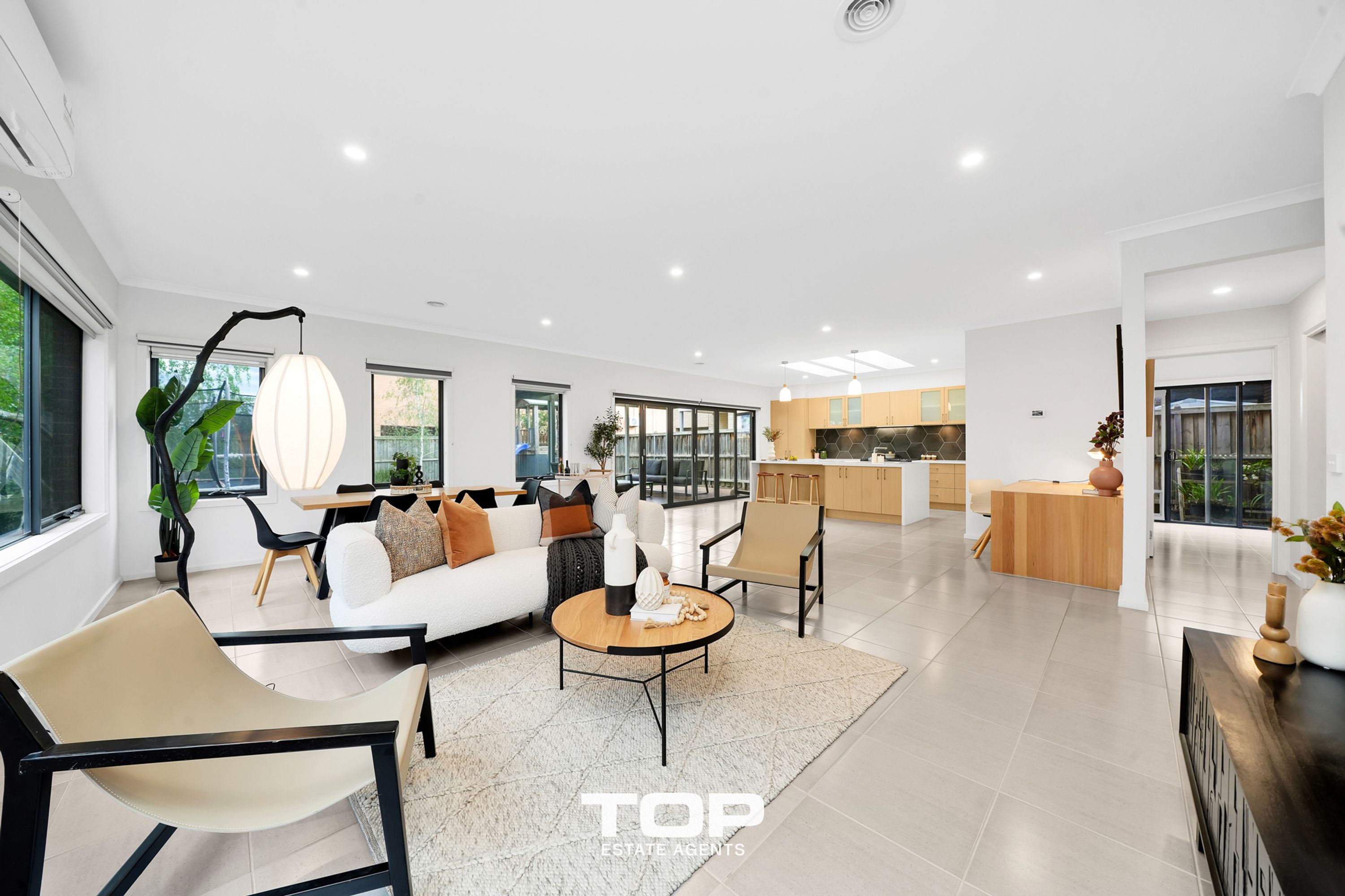49 Parkgate Drive, Clyde North - Thumbnail 7
